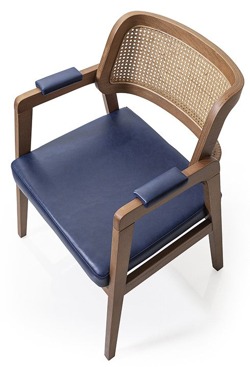 Трапезен стол Caren