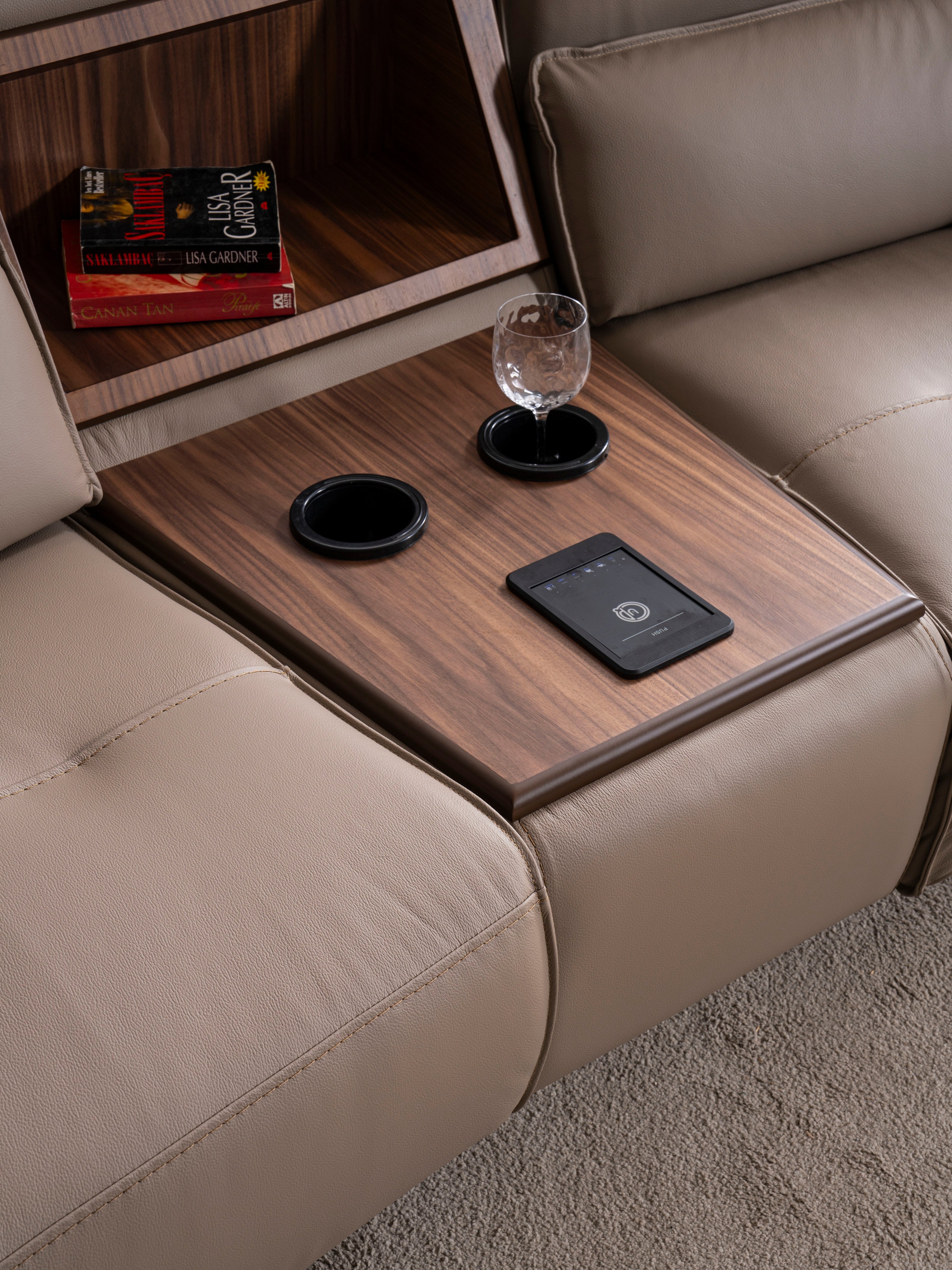 Двуместен диван «Perge» + електрически механизъм, USB зарядна станция, музикална конзола, ширина 270см