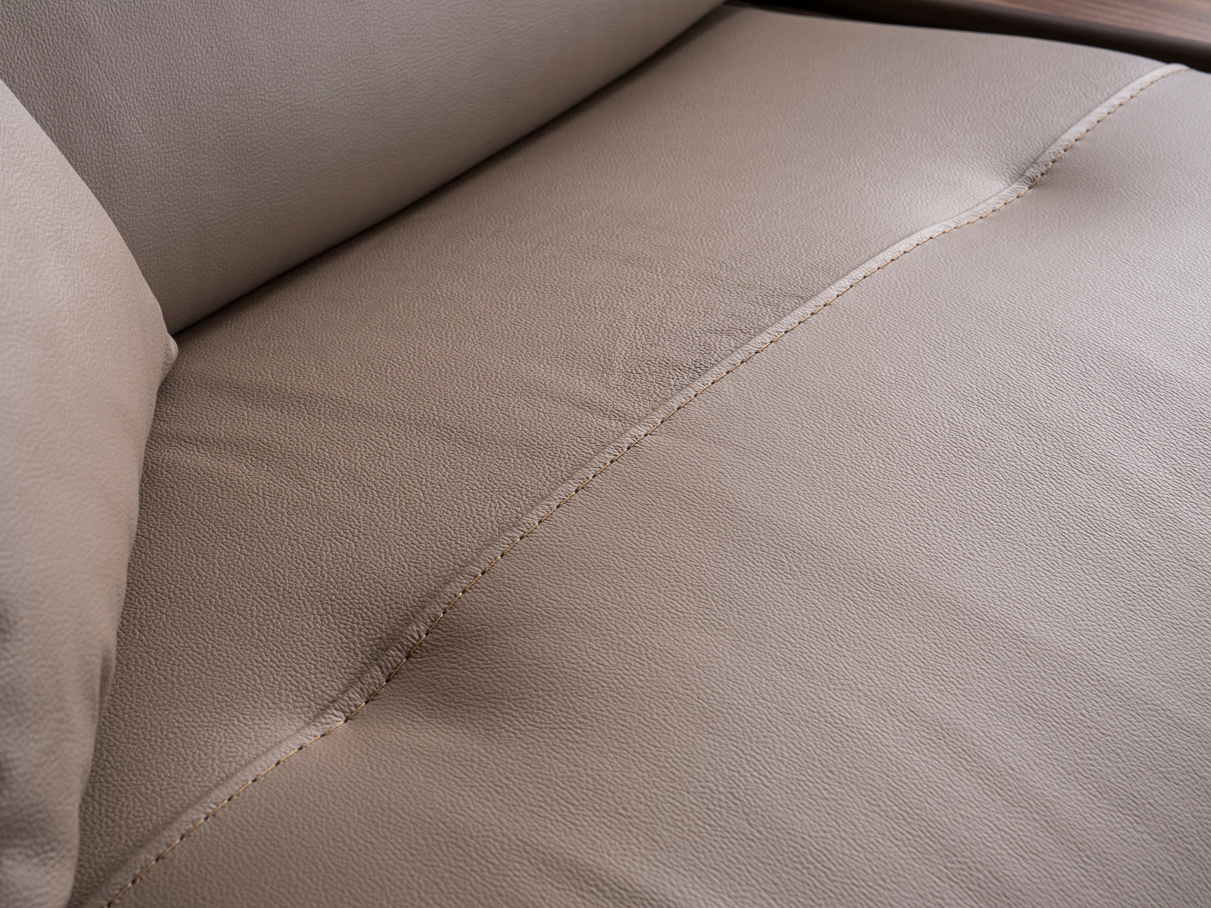 Двуместен диван «Perge» + електрически механизъм, USB зарядна станция, музикална конзола, ширина 270см