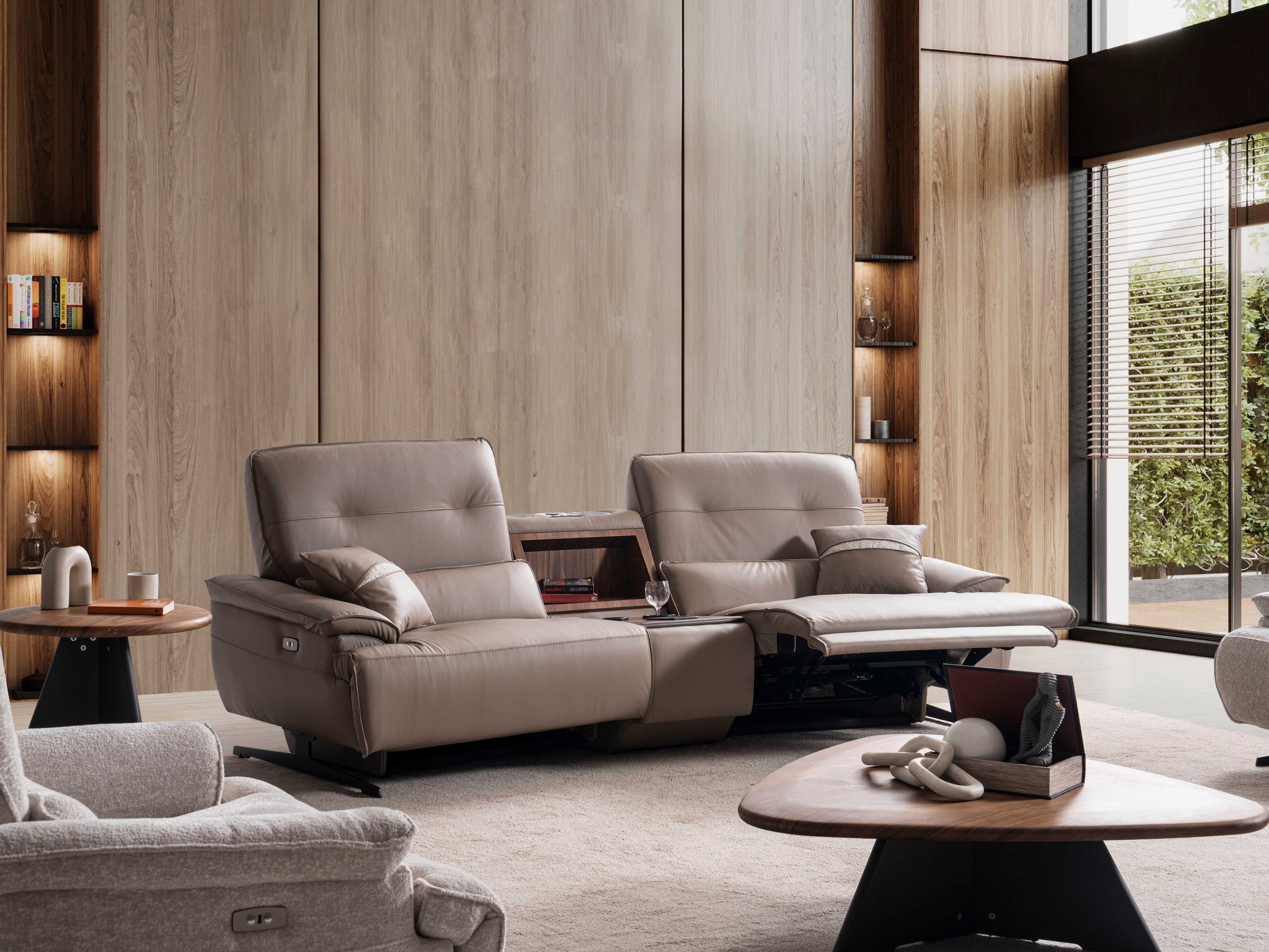 Двуместен диван «Perge» + електрически механизъм, USB зарядна станция, музикална конзола, ширина 270см