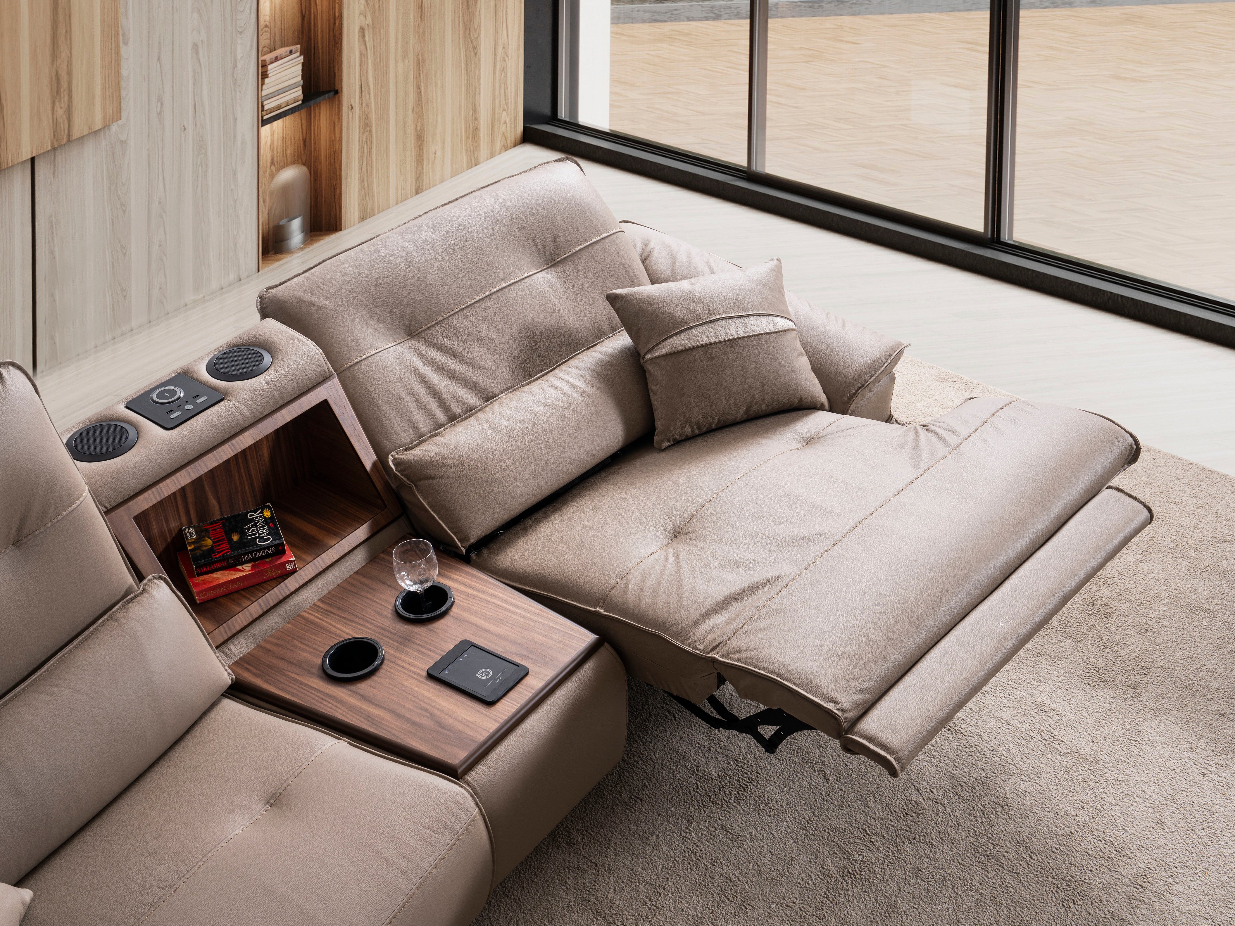 Двуместен диван «Perge» + електрически механизъм, USB зарядна станция, музикална конзола, ширина 270см