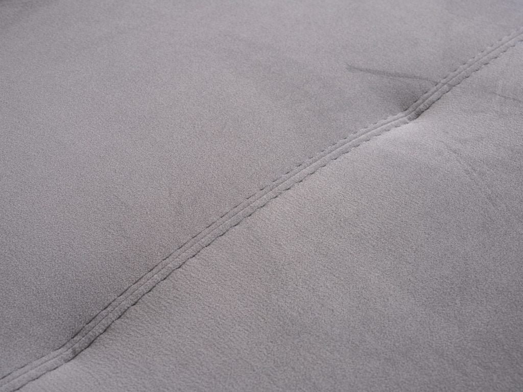 Триместен диван «Gizem» + музикална конзола, USB зарядна станция, електрически механизъм, ширина 245см