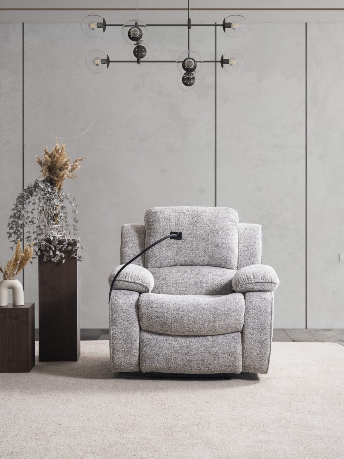 Кресло «Safran» с електрически релакс механизъм и USB зарядна станция