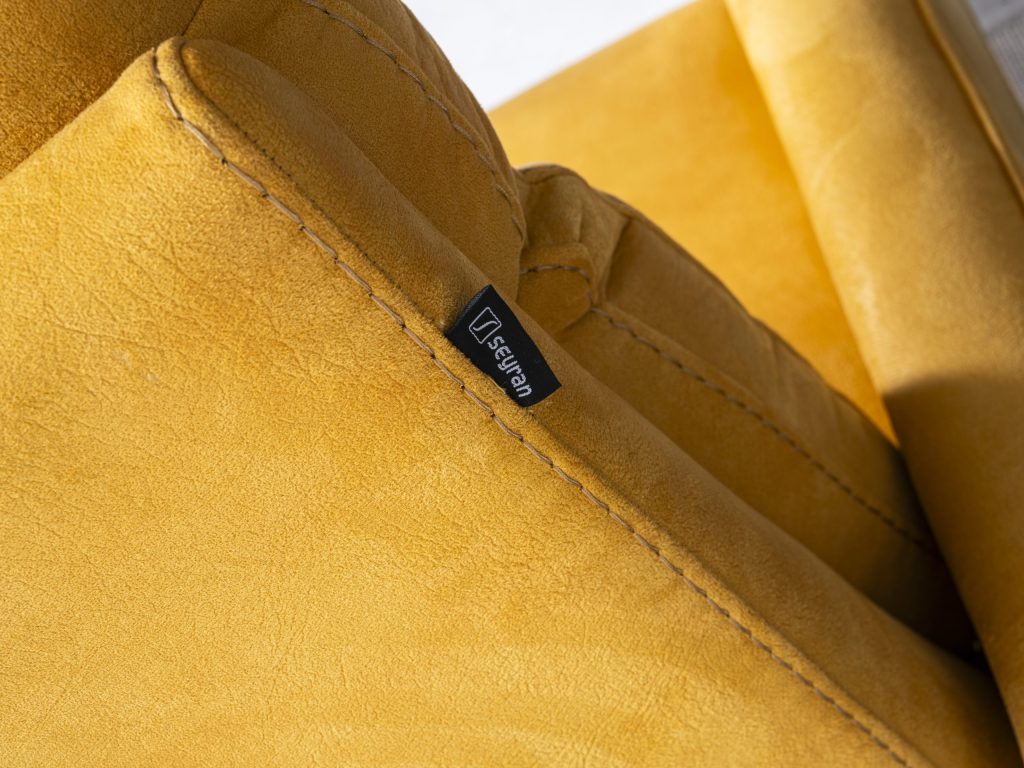 Кресло «Girit» с електрически релакс механизъм, USB зарядна станция