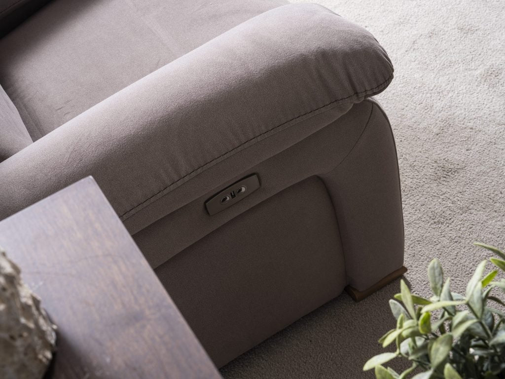 Кресло «Bambu» с електрически релакс механизъм, USB зарядна станция