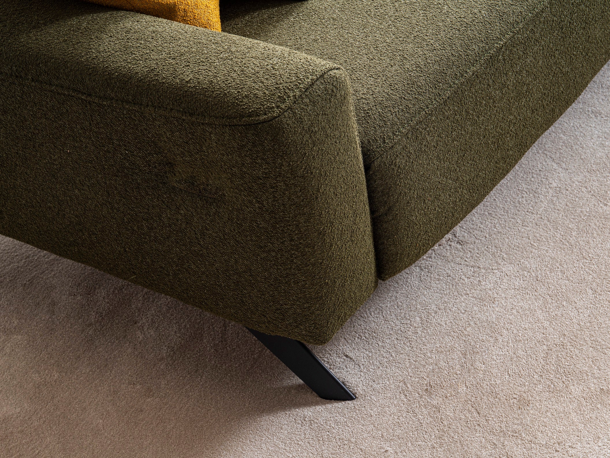 Ъглов разтегателен диван «Goynuk Relax» + четири декоративни възглавници, ширина 270см