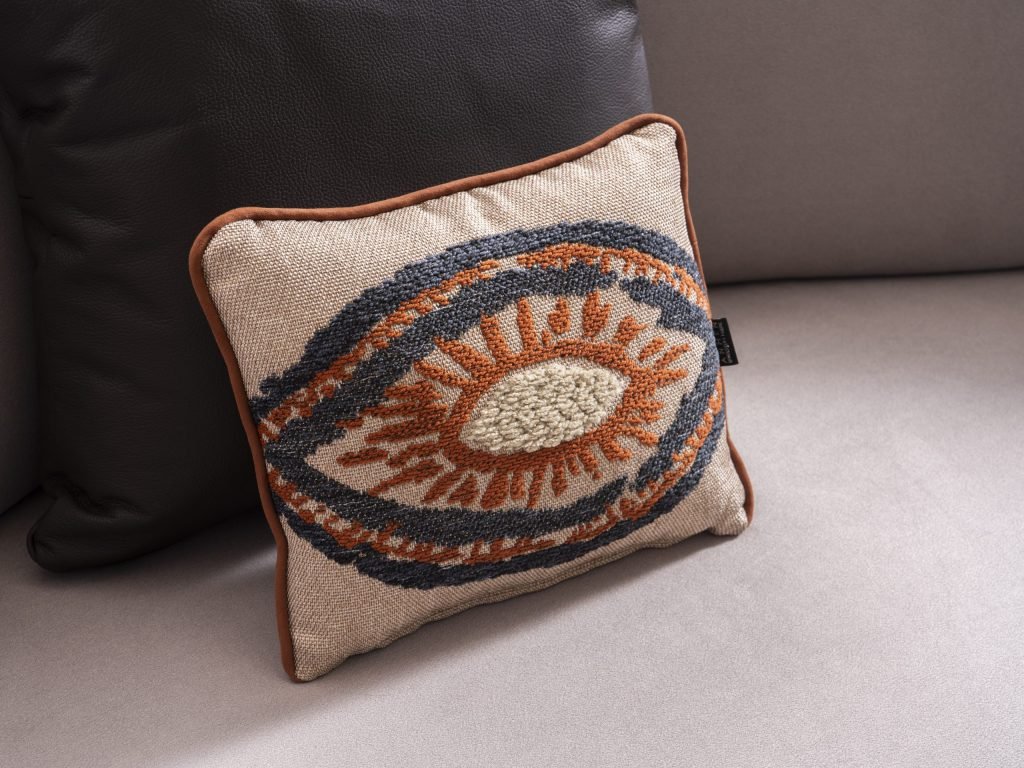 Ъглов разтегателен диван «Burgaz» + електрически механизъм, USB зарядна станция, ширина 370см