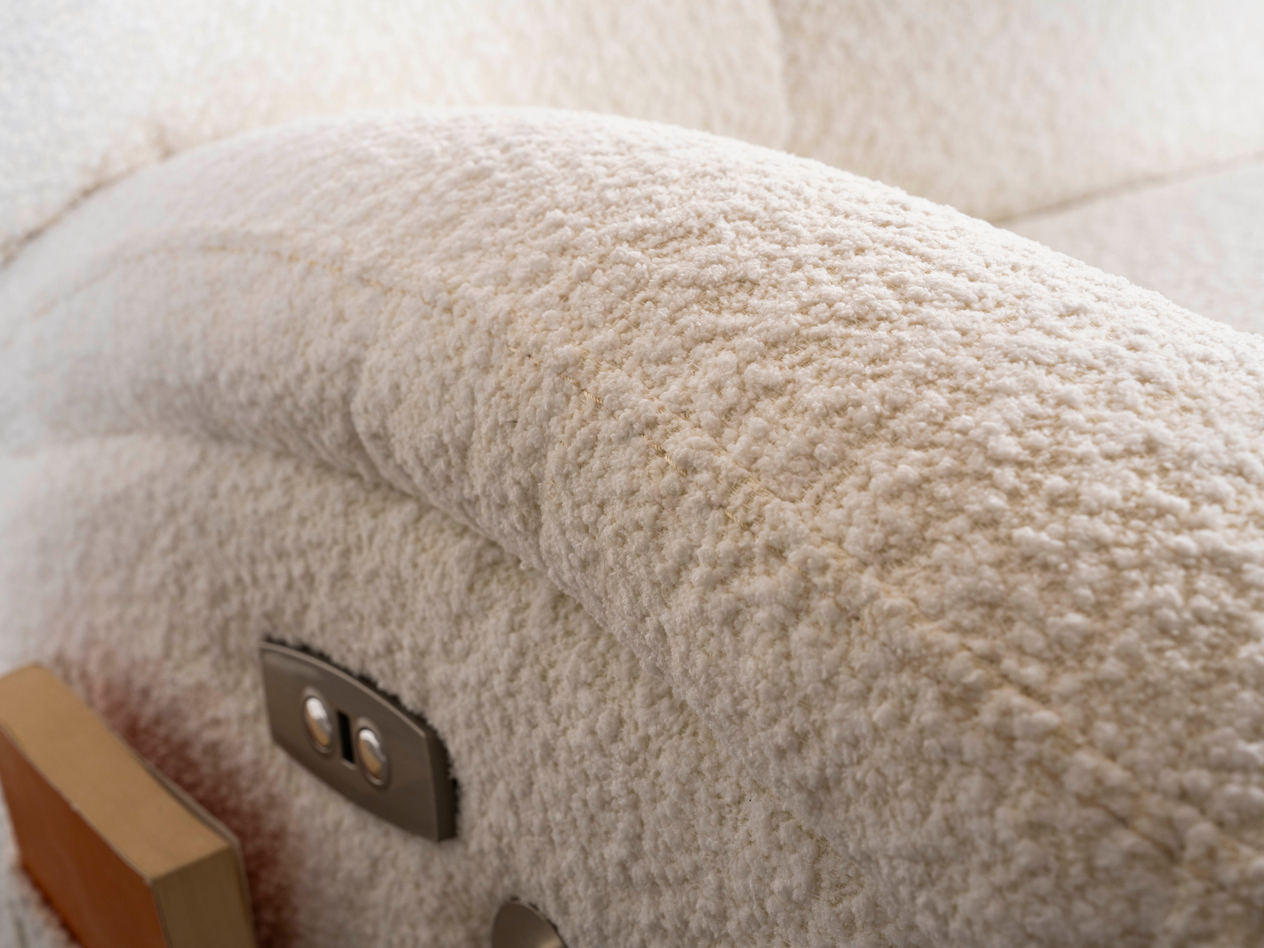 Кресло «Eda» с въртяща се основа и електрически релакс механизъм