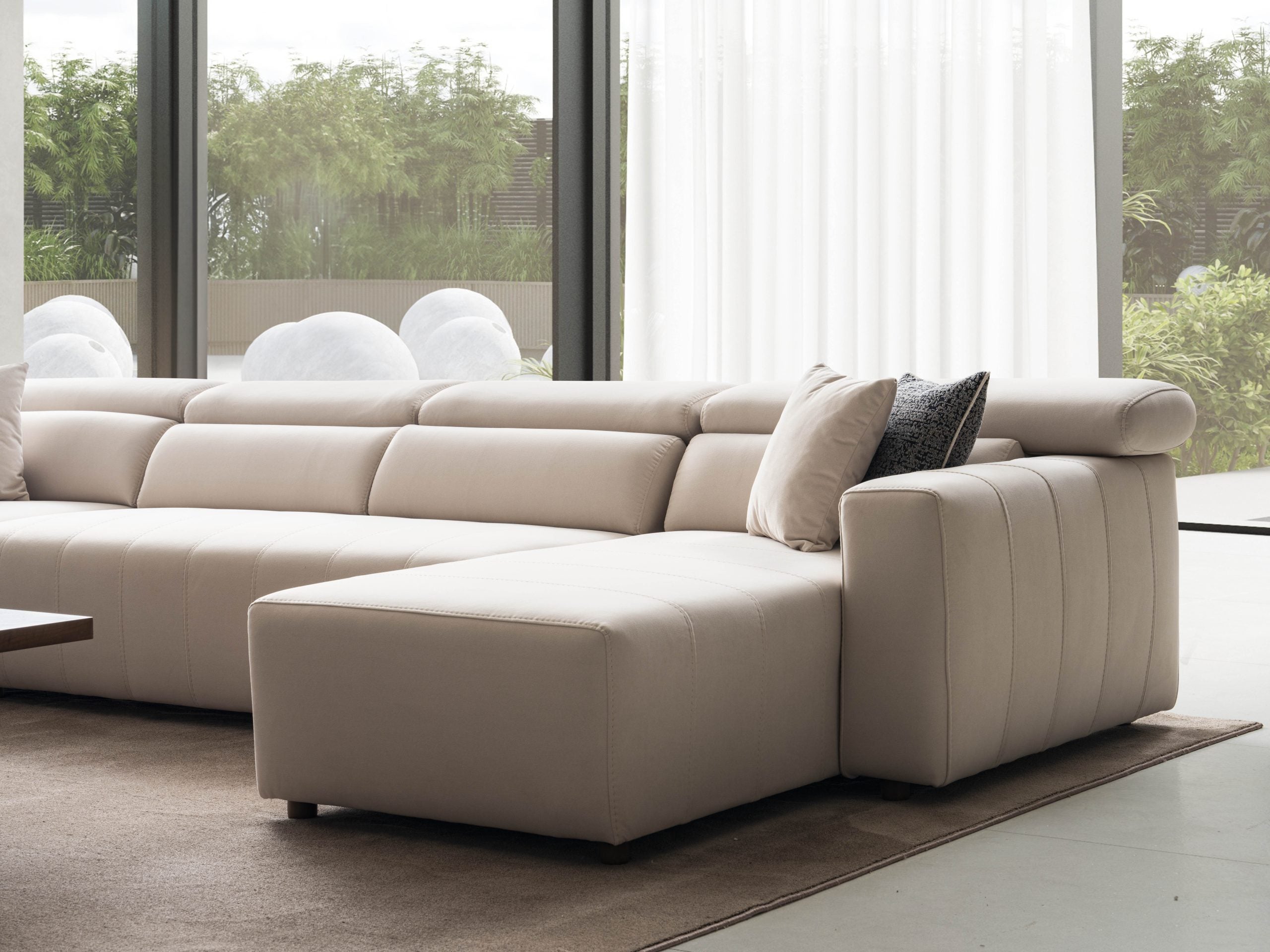 Ъглов разтегателен диван «Uludag» + електрически механизъм, USB зарядна станция, ширина 340см