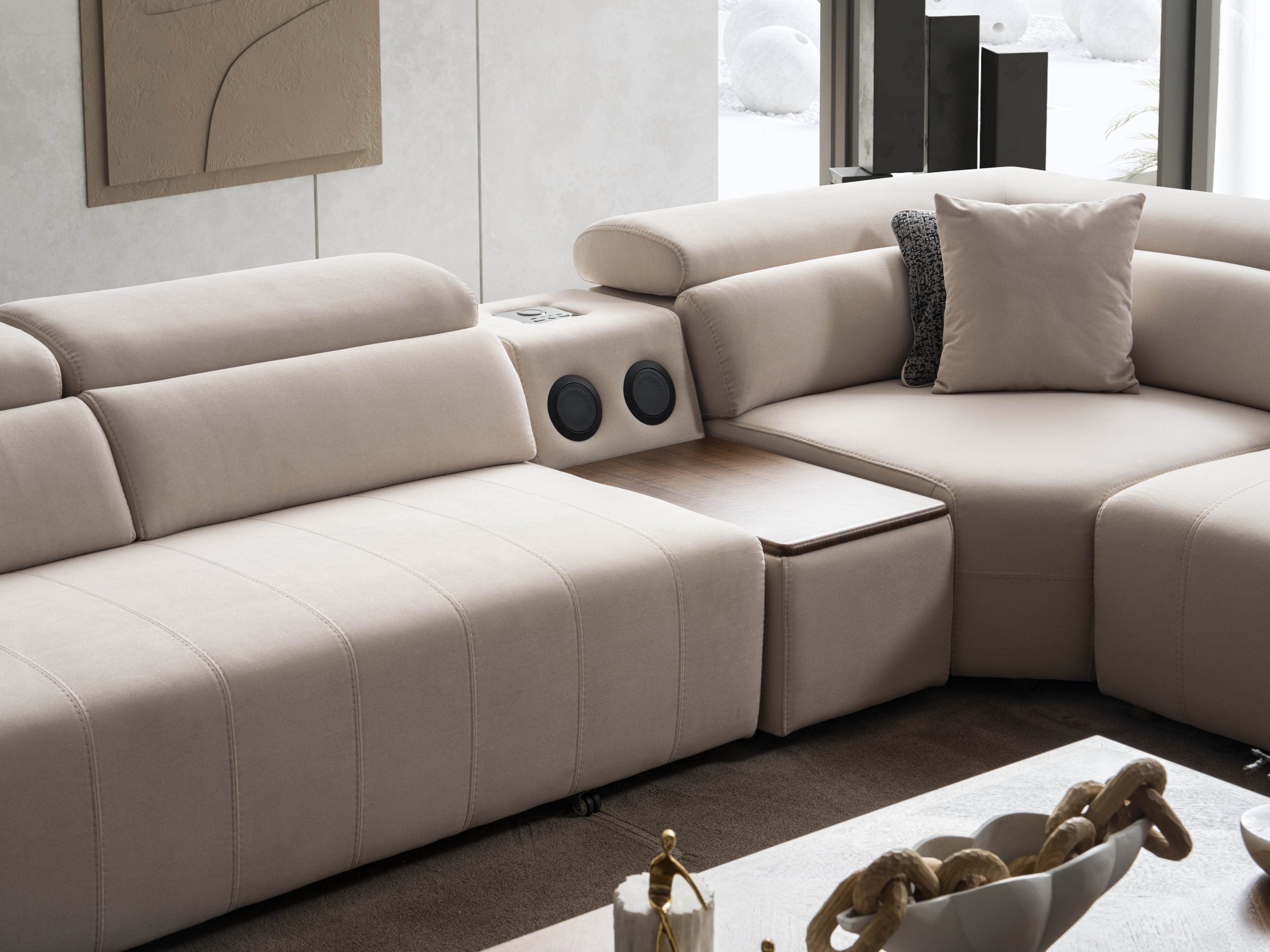 Ъглов разтегателен диван «Uludag» + електрически механизъм, USB зарядна станция, ширина 340см