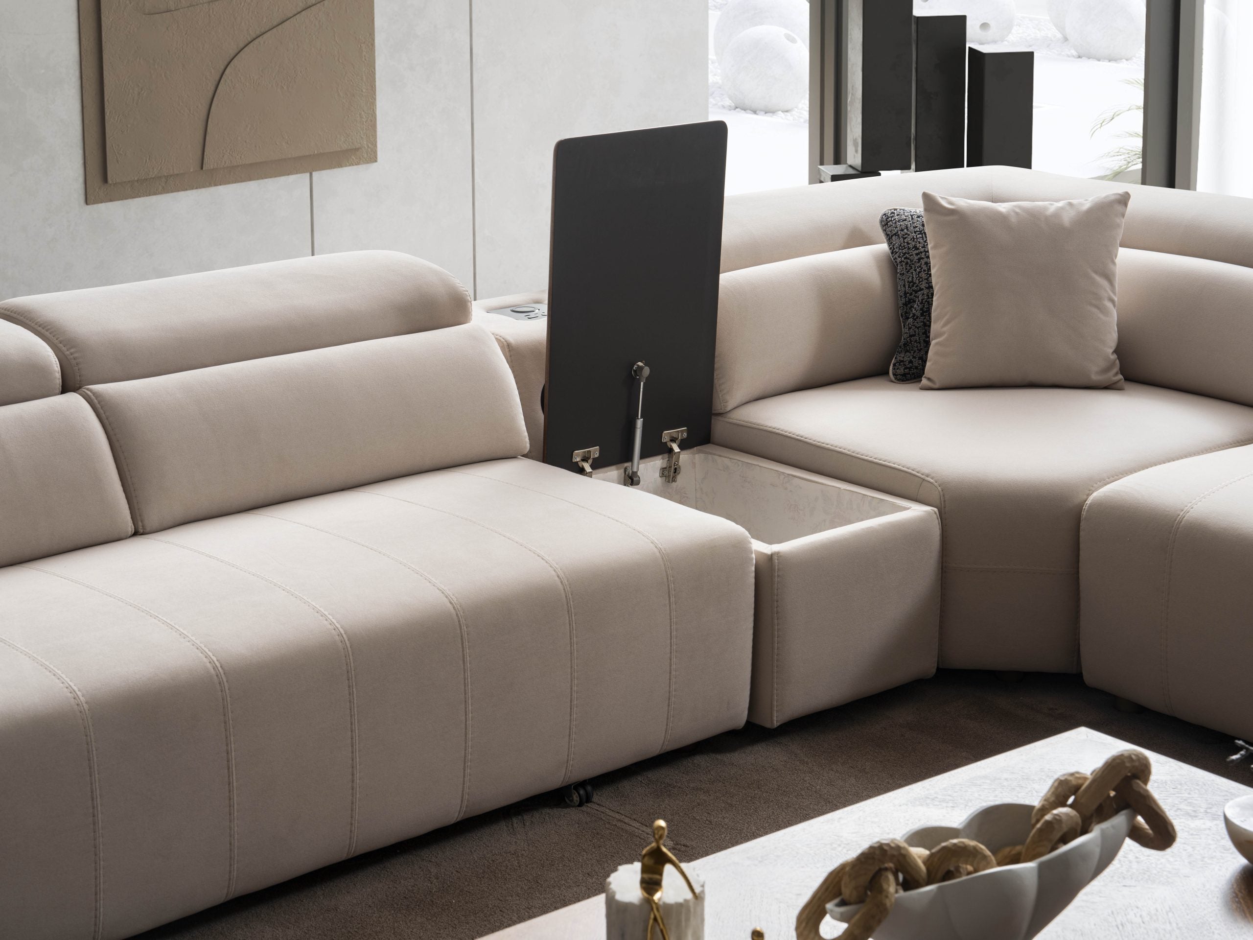 Ъглов разтегателен диван «Uludag» + електрически механизъм, USB зарядна станция, ширина 340см
