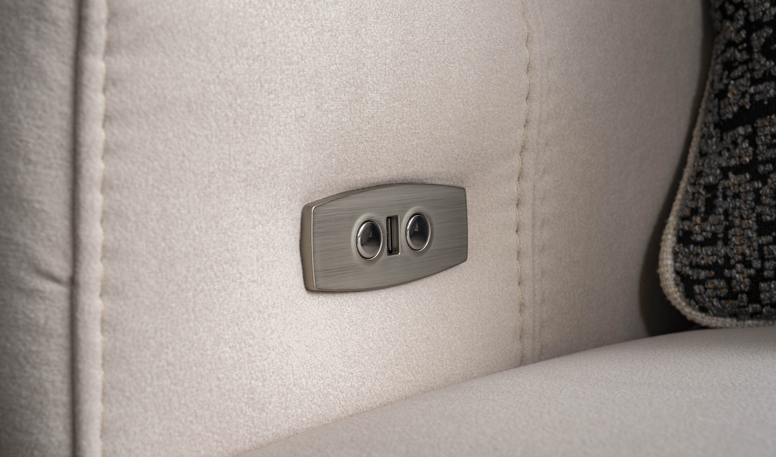 Ъглов разтегателен диван «Uludag» + електрически механизъм, USB зарядна станция, ширина 340см