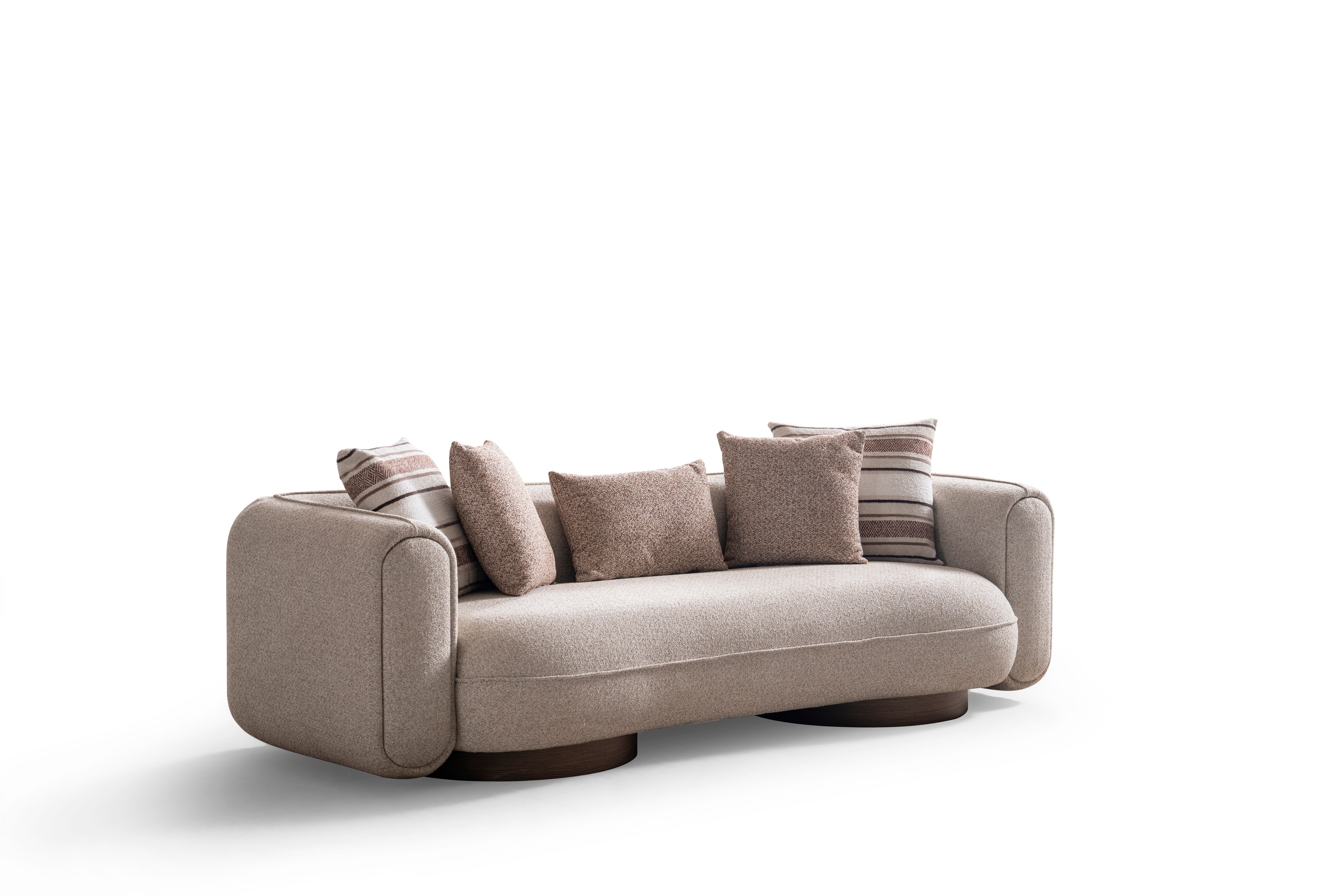 Триместен диван Bentley