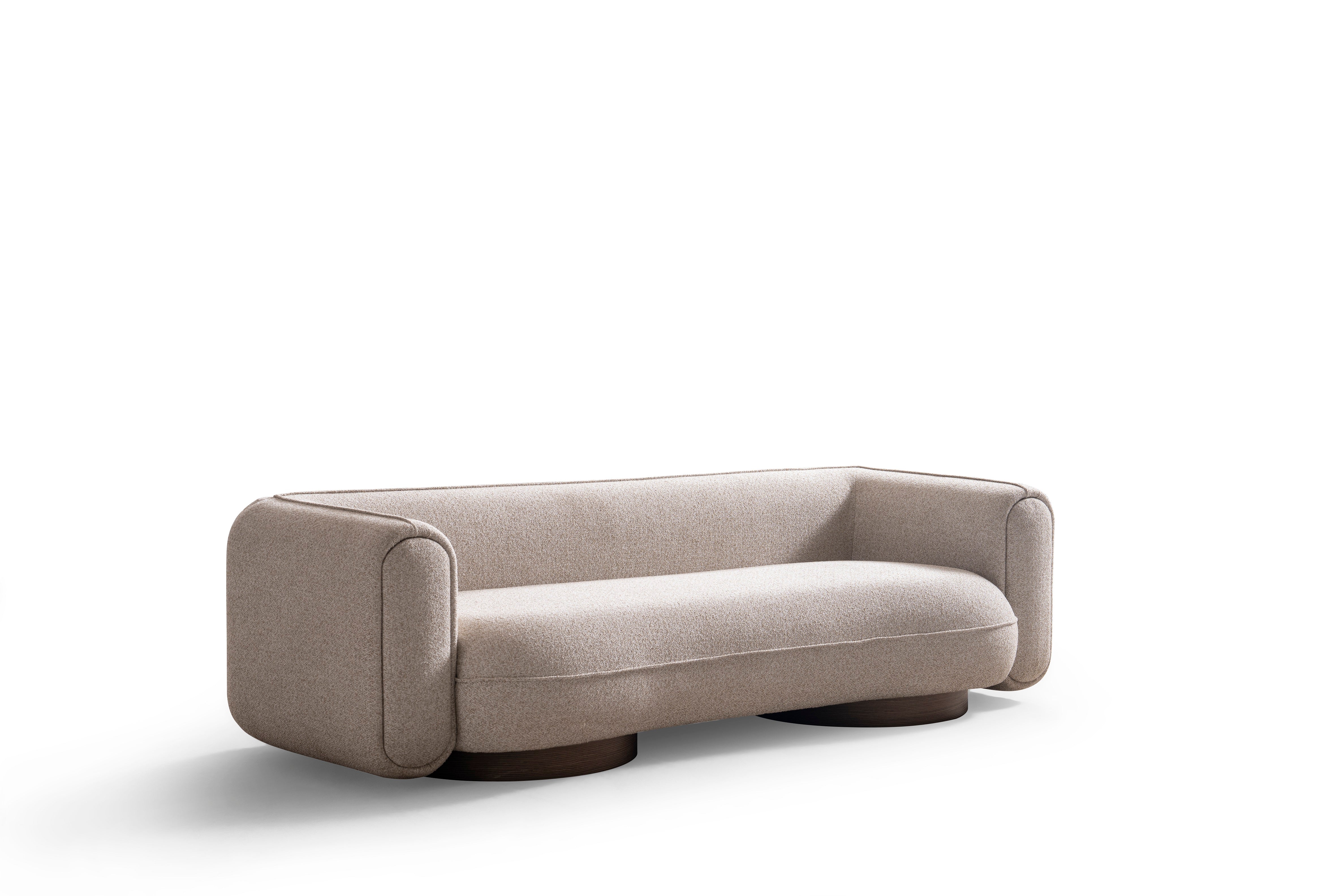 Триместен диван Bentley