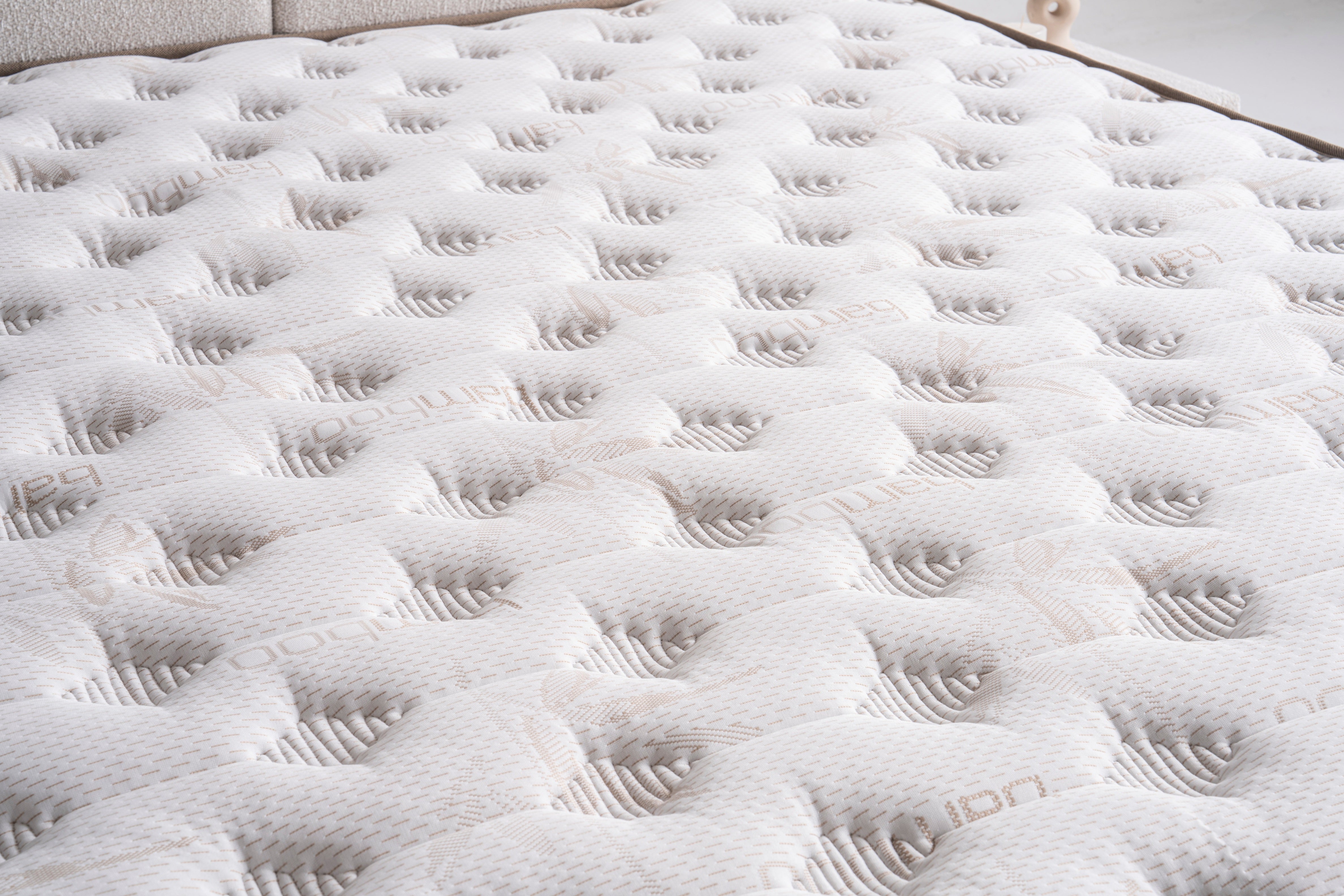 Тапицирано легло «Bohem» + Матрак и табла - с място за съхранение, повдигащ механизъм, система за безшумно затваряне