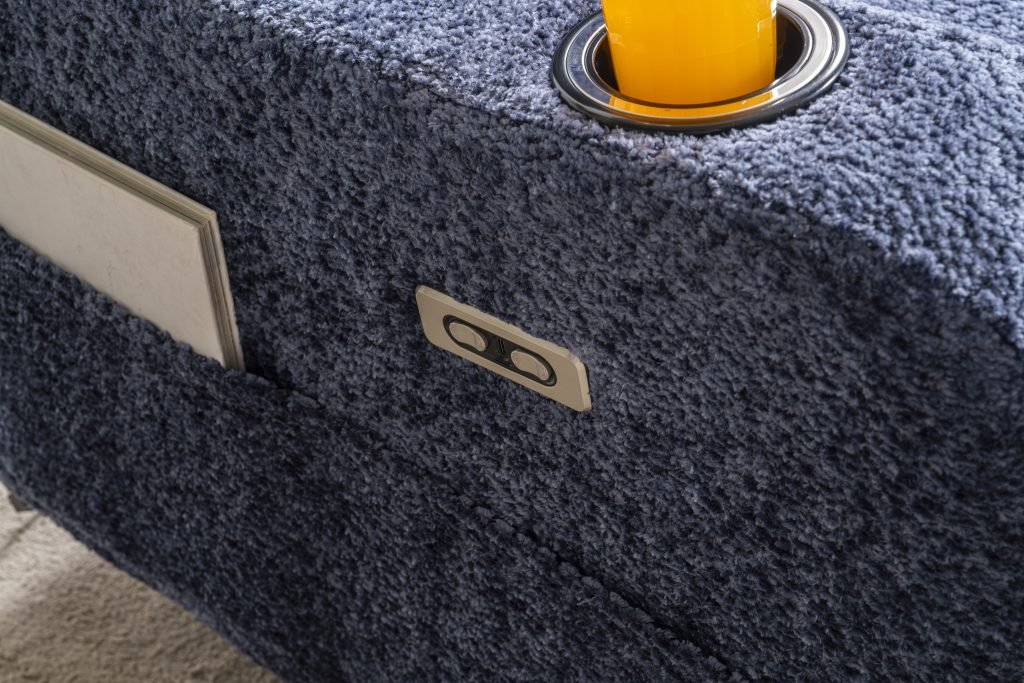 Кресло «Cunda» с електрически релакс механизъм, USB зарядна станция