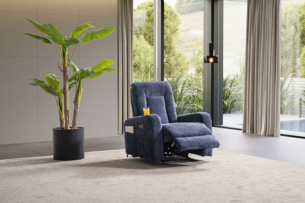 Кресло «Cunda» с електрически релакс механизъм, USB зарядна станция