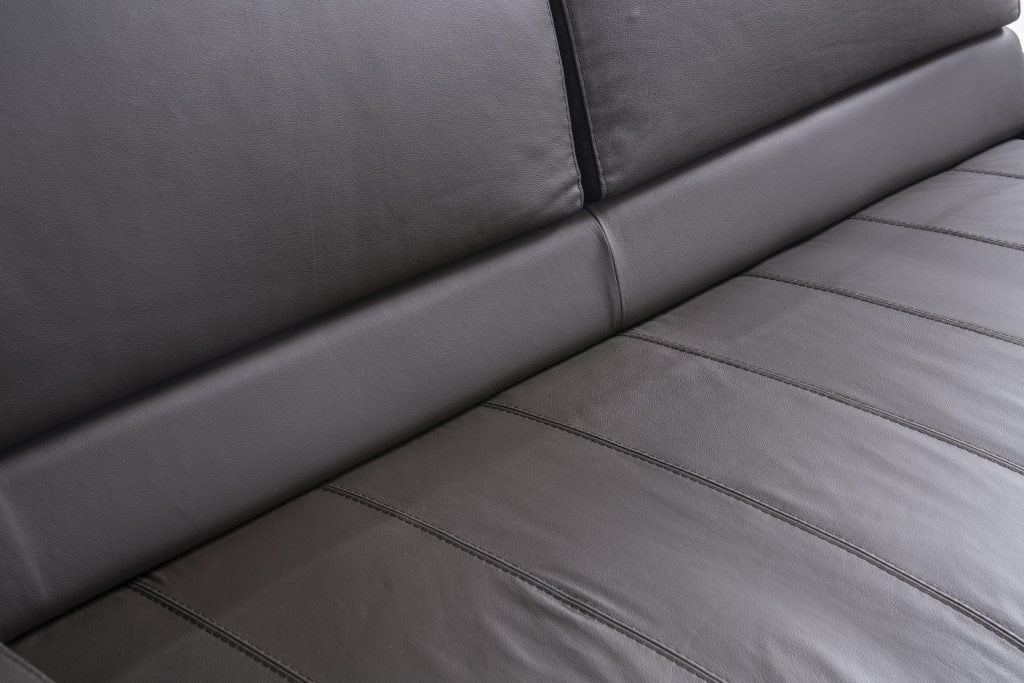 Триместен разтегателен диван «Selale» + две декоративни възглавници, ширина 240см