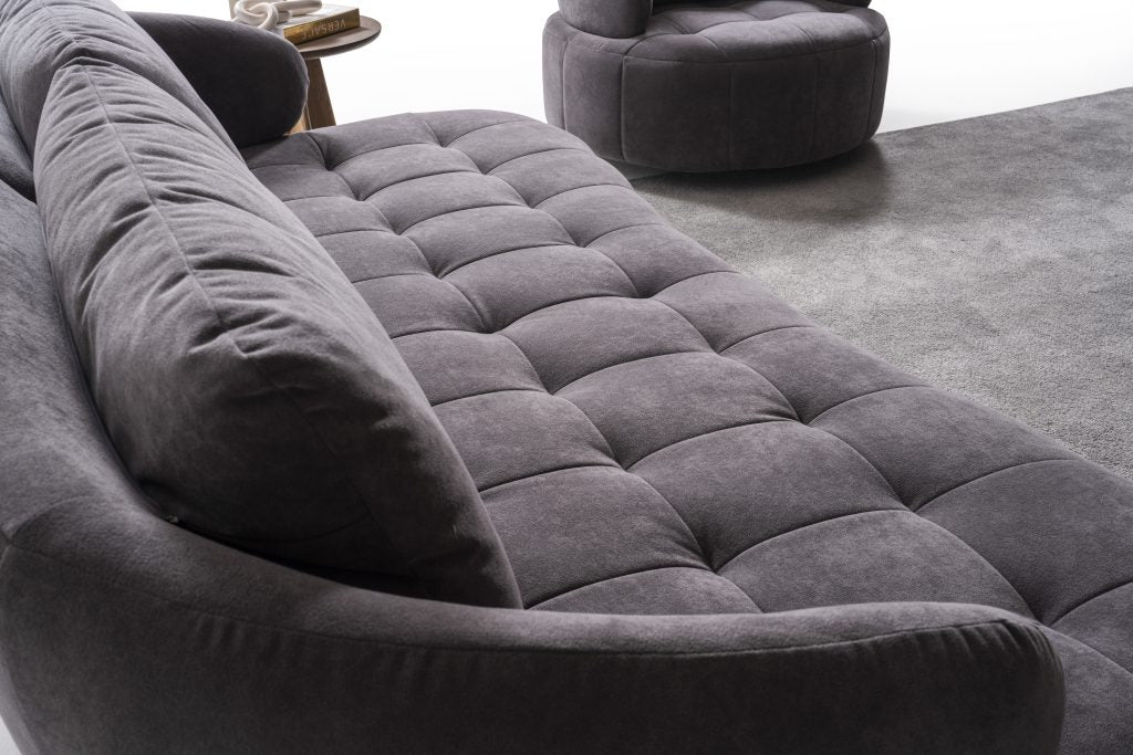 Триместен разтегателен диван «Boston» + 2 декоративни възглавници, ширина 230см