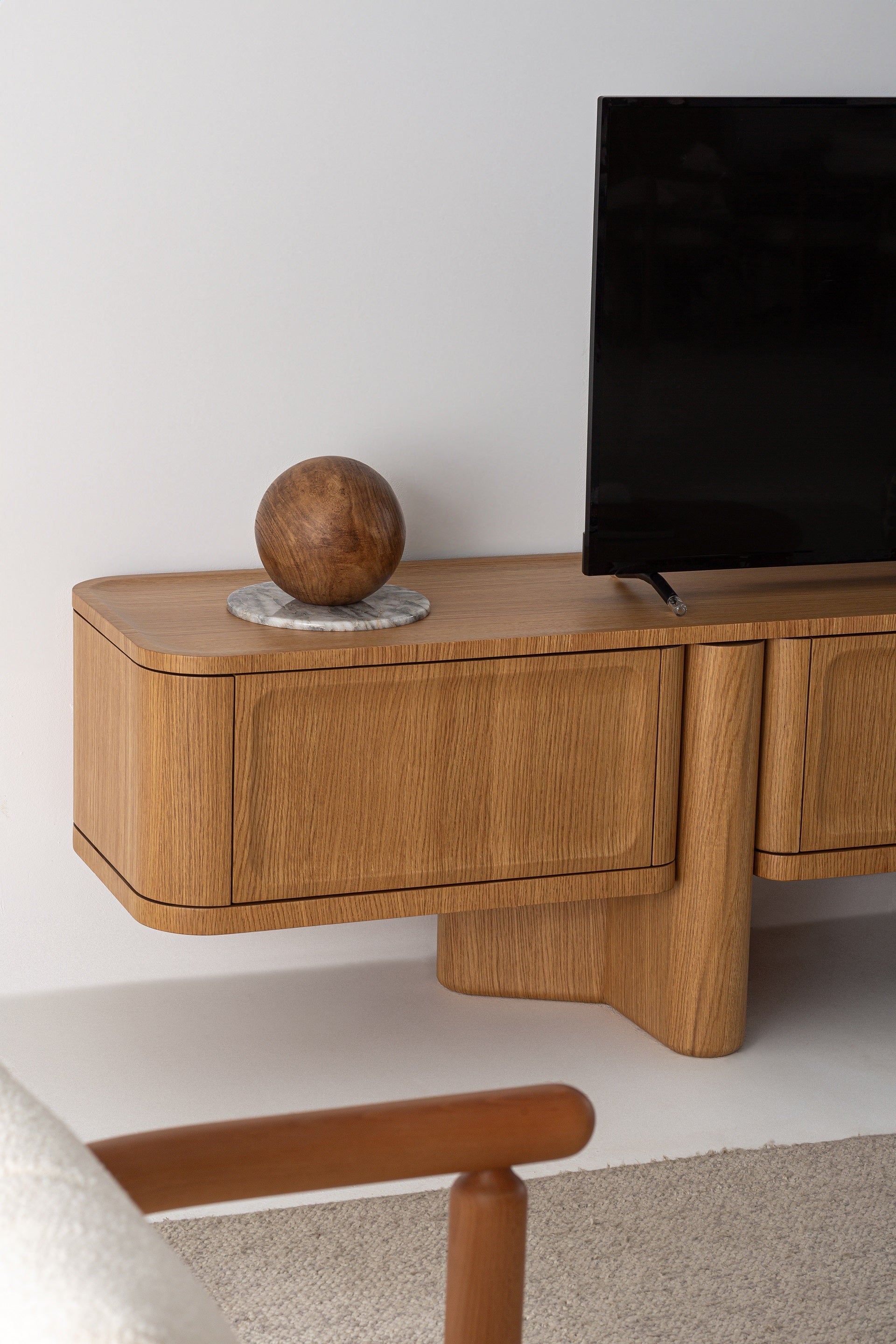 ТВ шкаф «Oddo» с размер 240х57х49см