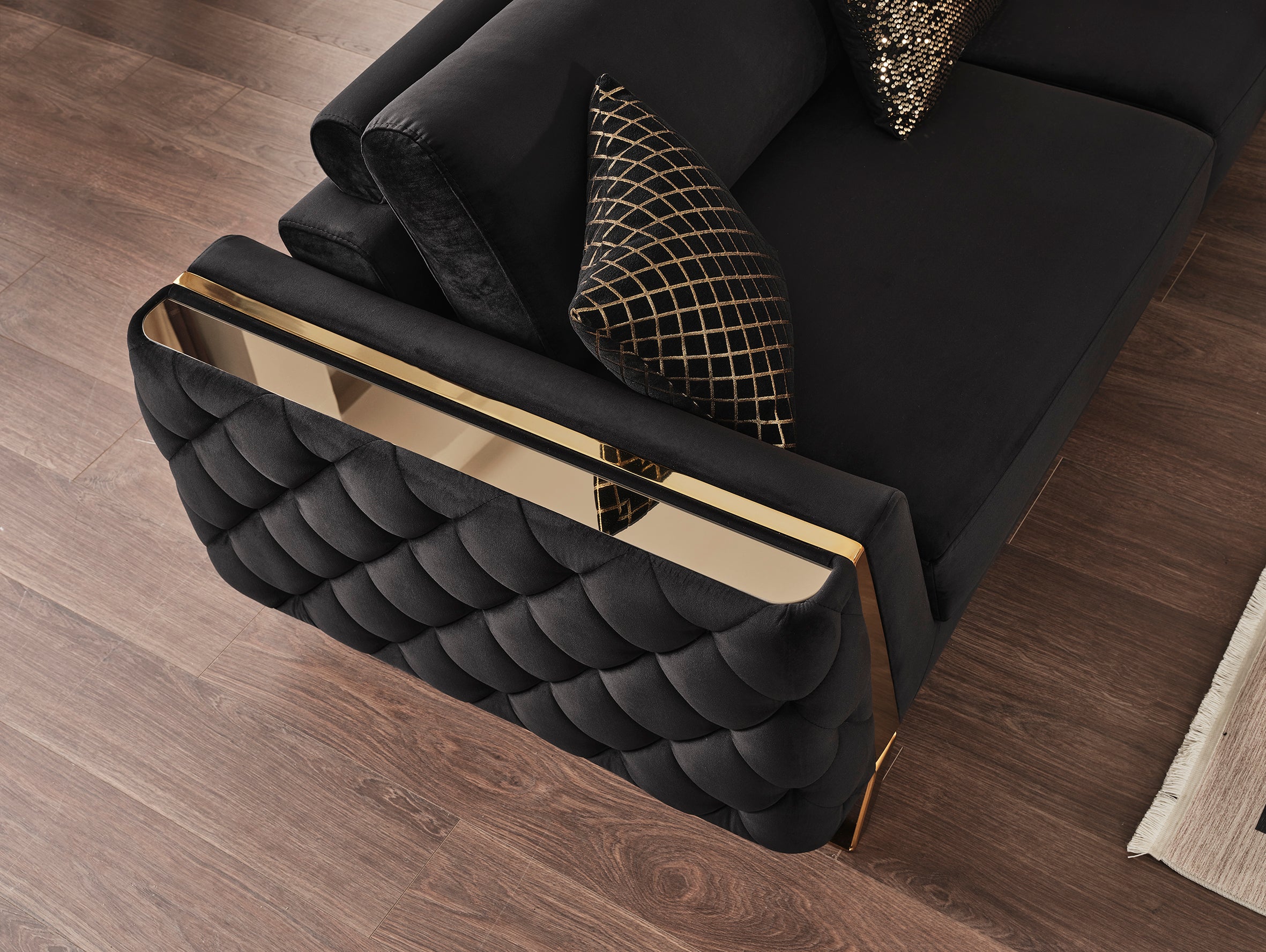 Триместен диван Gloria