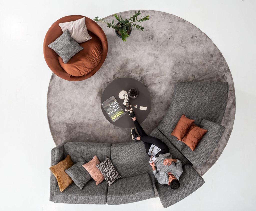 96 готови конфигурации на модулен разтегателен диван «Le Mans Comfort»