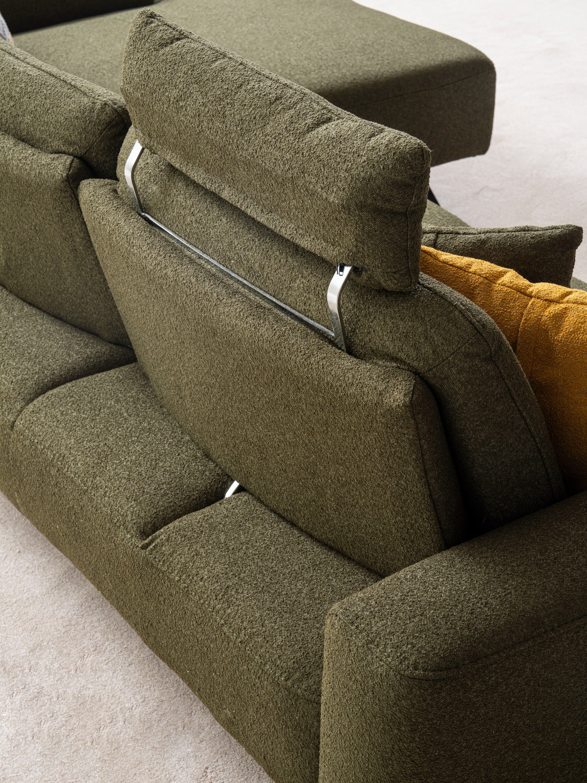 Ъглов разтегателен диван «Goynuk Relax» + четири декоративни възглавници, ширина 270см