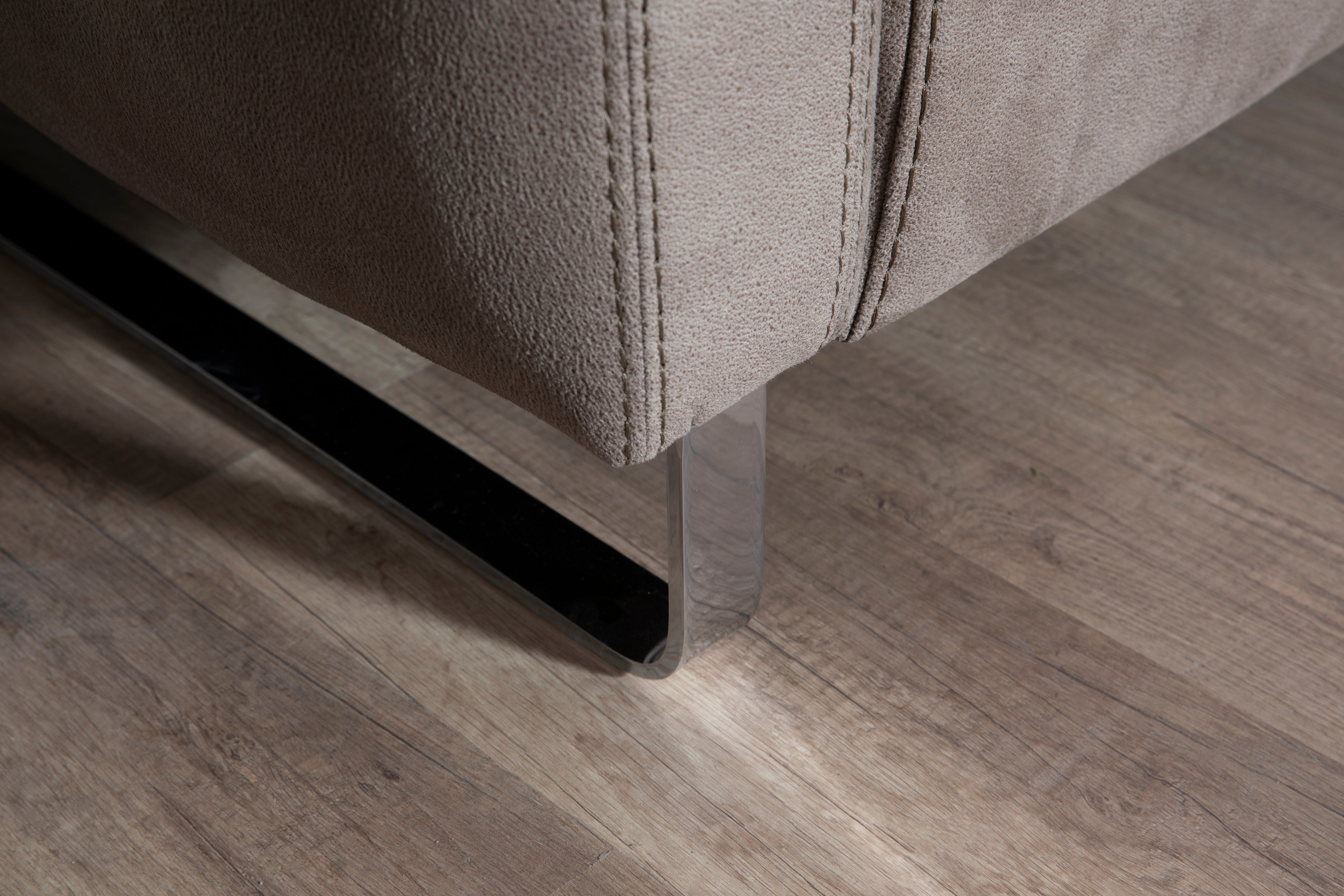 Модулен разтегателен диван «Gizem» + електрически механизъм, USB зарядна станция