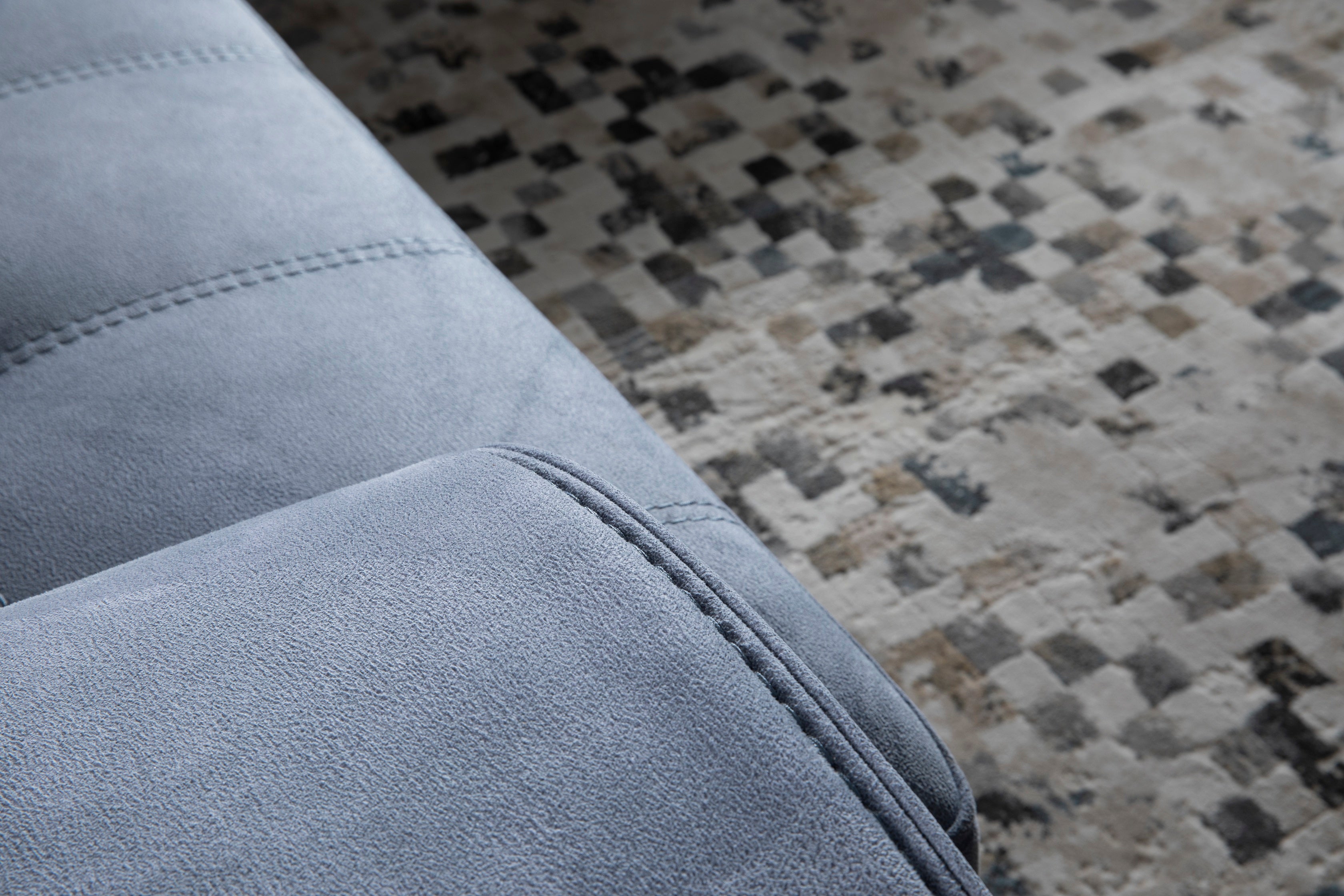 Ъглов разтегателен диван «Nisa» + електрически механизъм, USB зарядна станция, ширина 295см