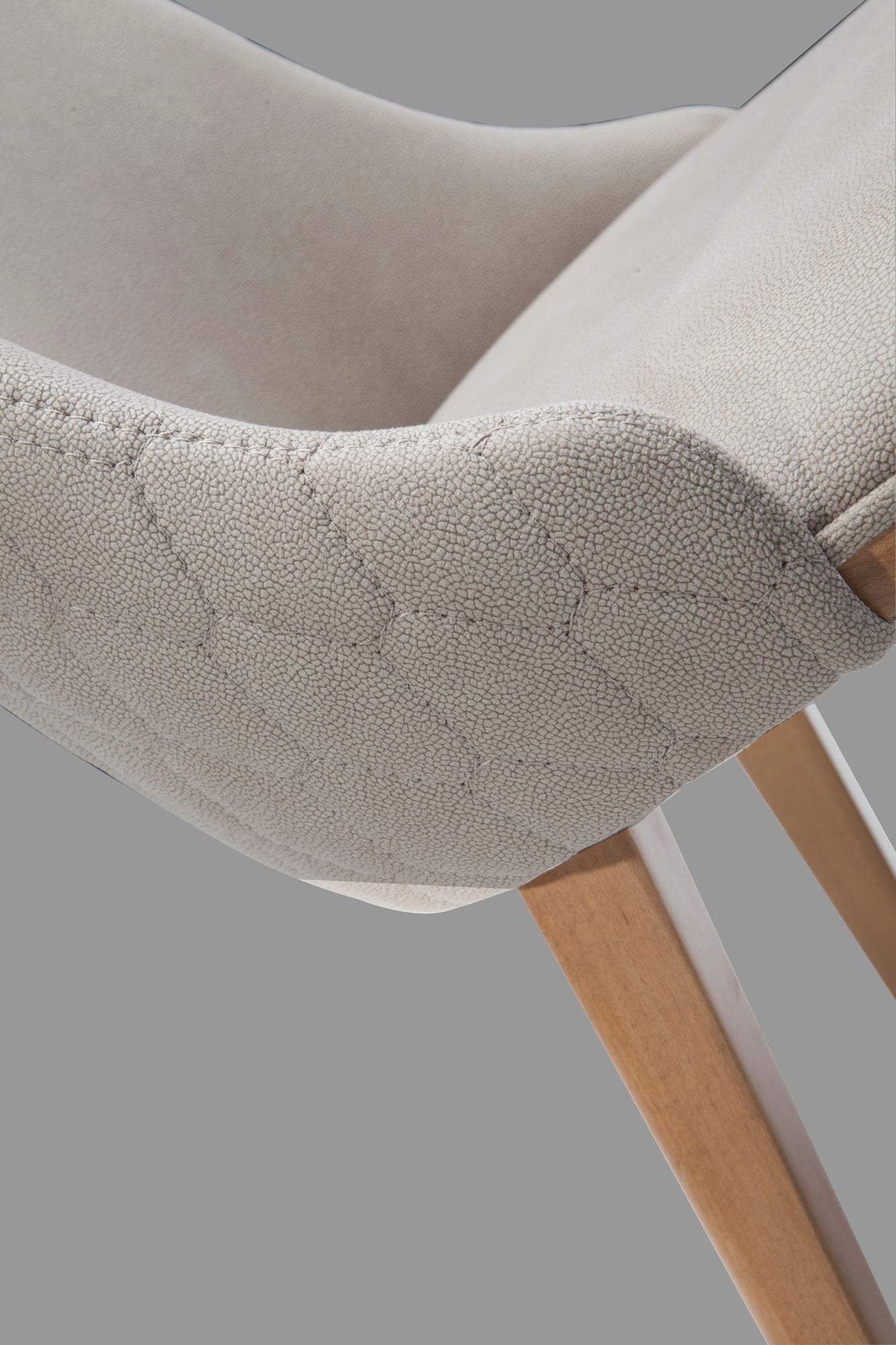 Трапезен стол «Vertu» с тапицерия, 100+ вида дамаски