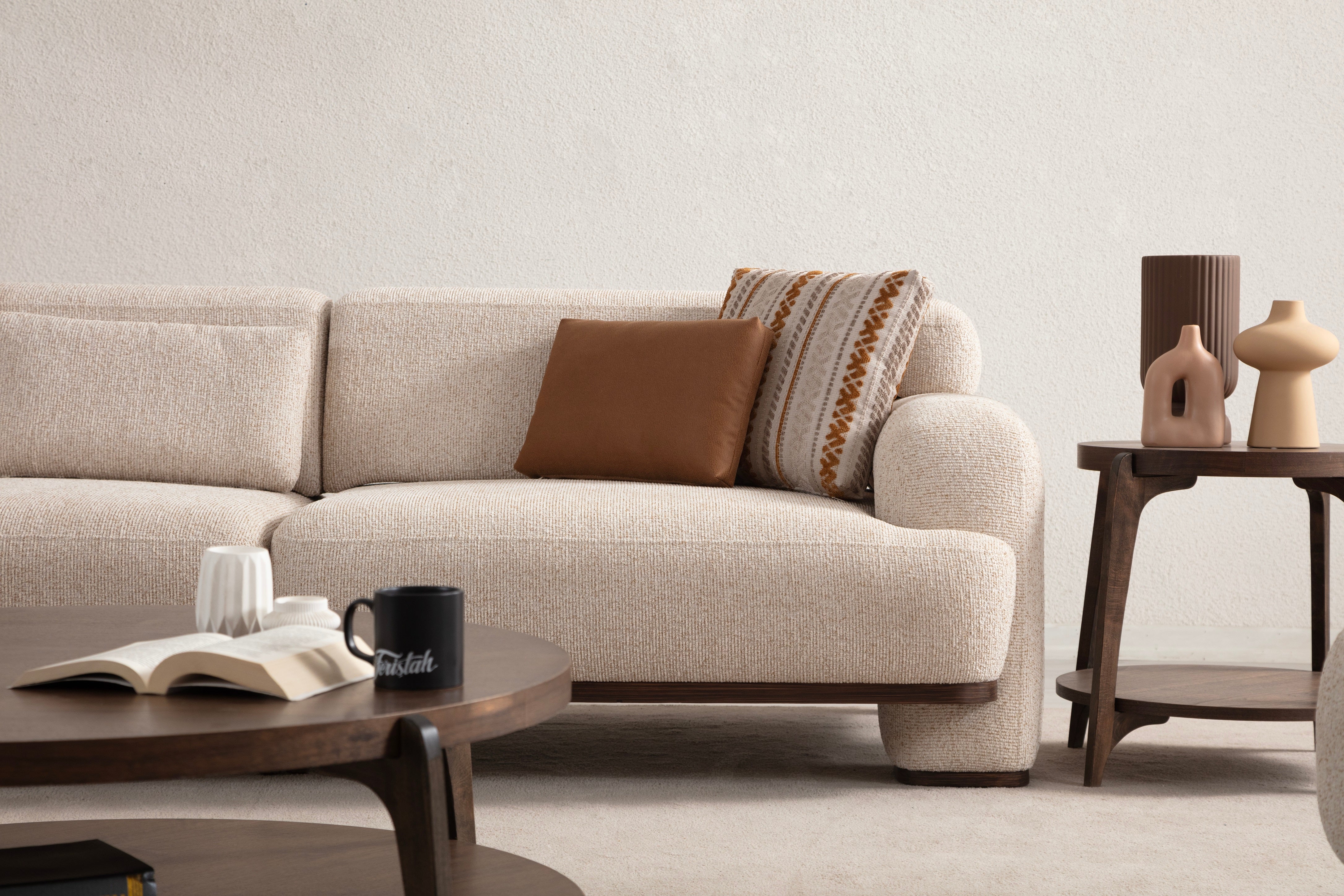 Триместен разтегателен диван «Best» + 2 декоративни възглавници, ширина 235см