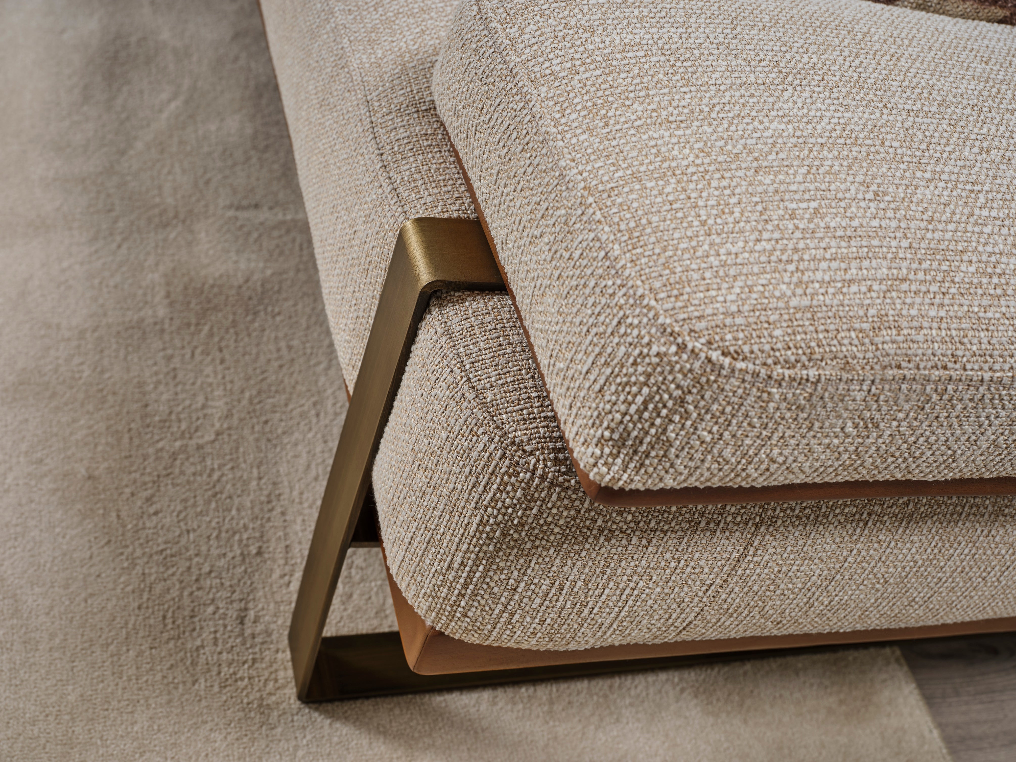 Триместен диван Lavina