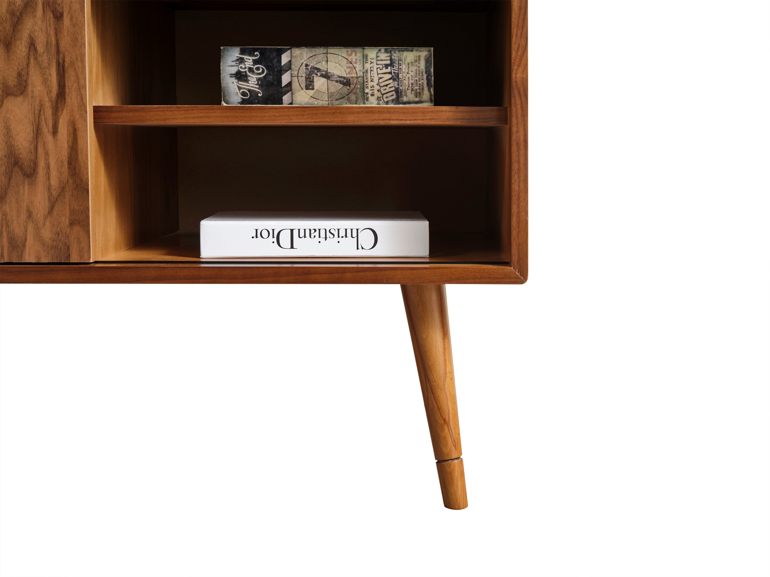 ТВ секция MTV 76