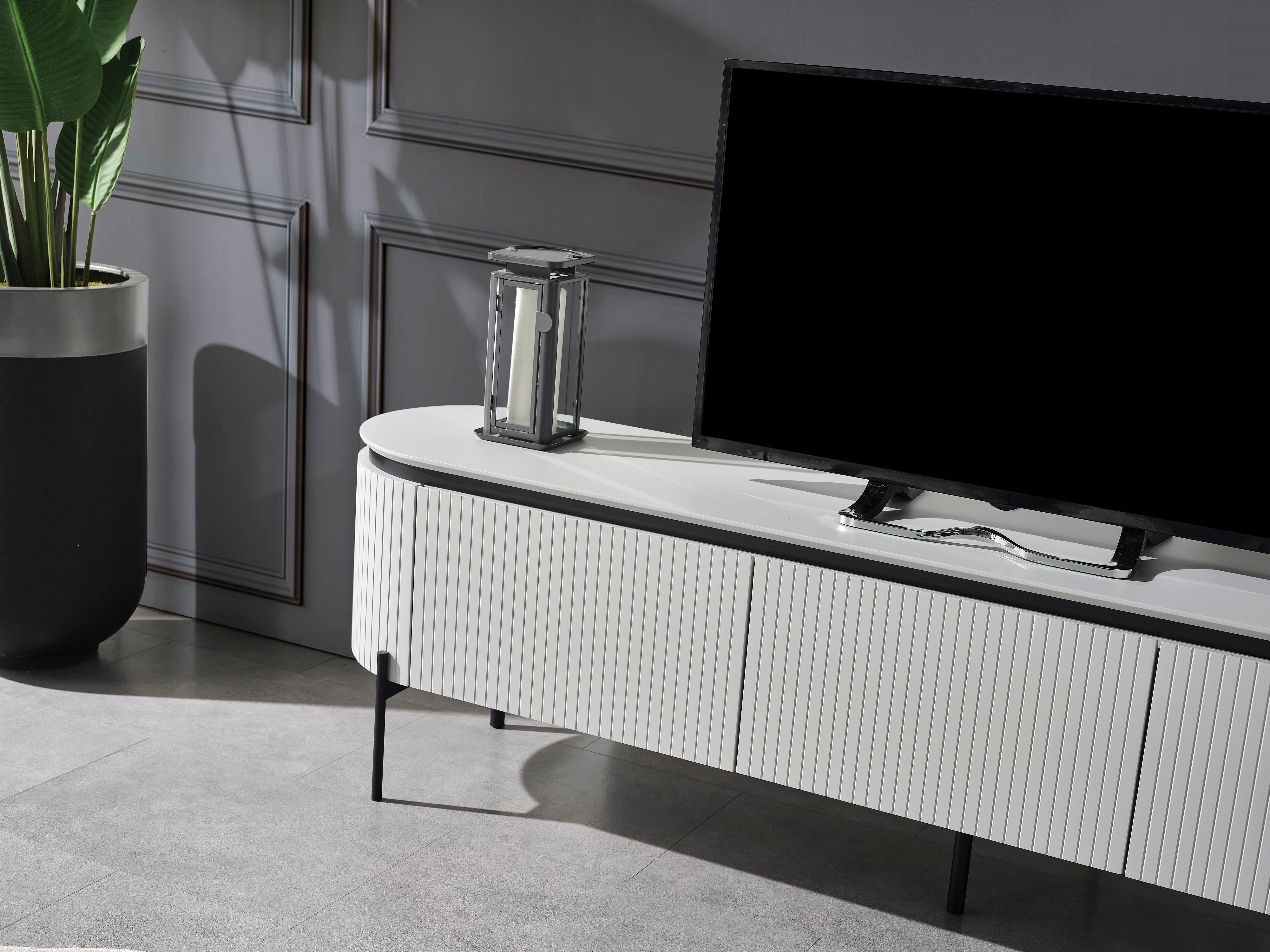 ТВ шкаф «Tesla Plus» с размер 208х57х42см