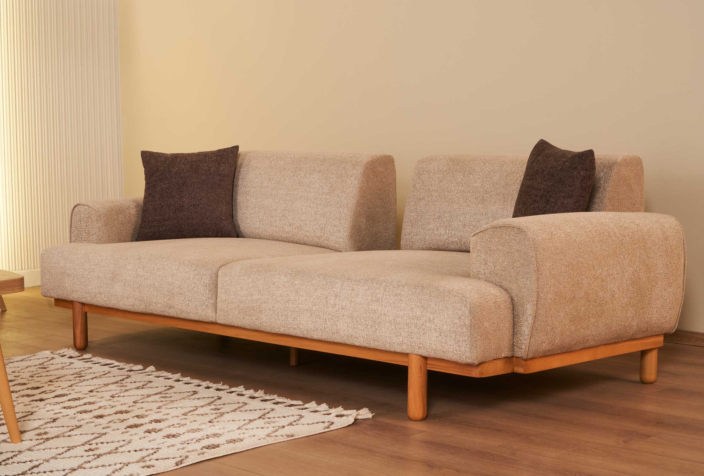 Триместен разтегателен диван «K Natura» + 2 декоративни възглавници, ширина 235см