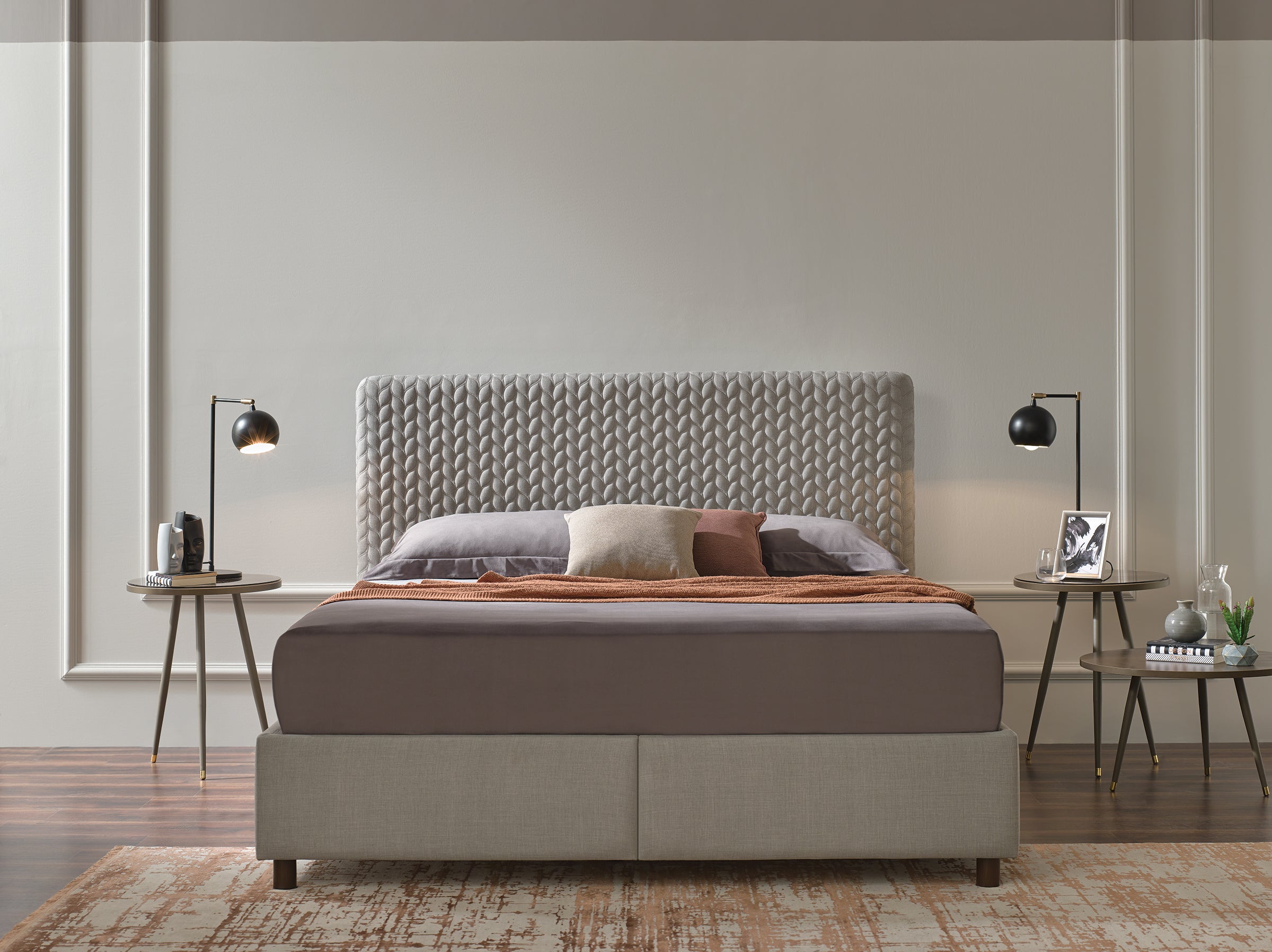 Тапицирано легло «Smart Care» + Матрак и табла - с място за съхранение, матрак с алое вера, с лятна и зимна страна