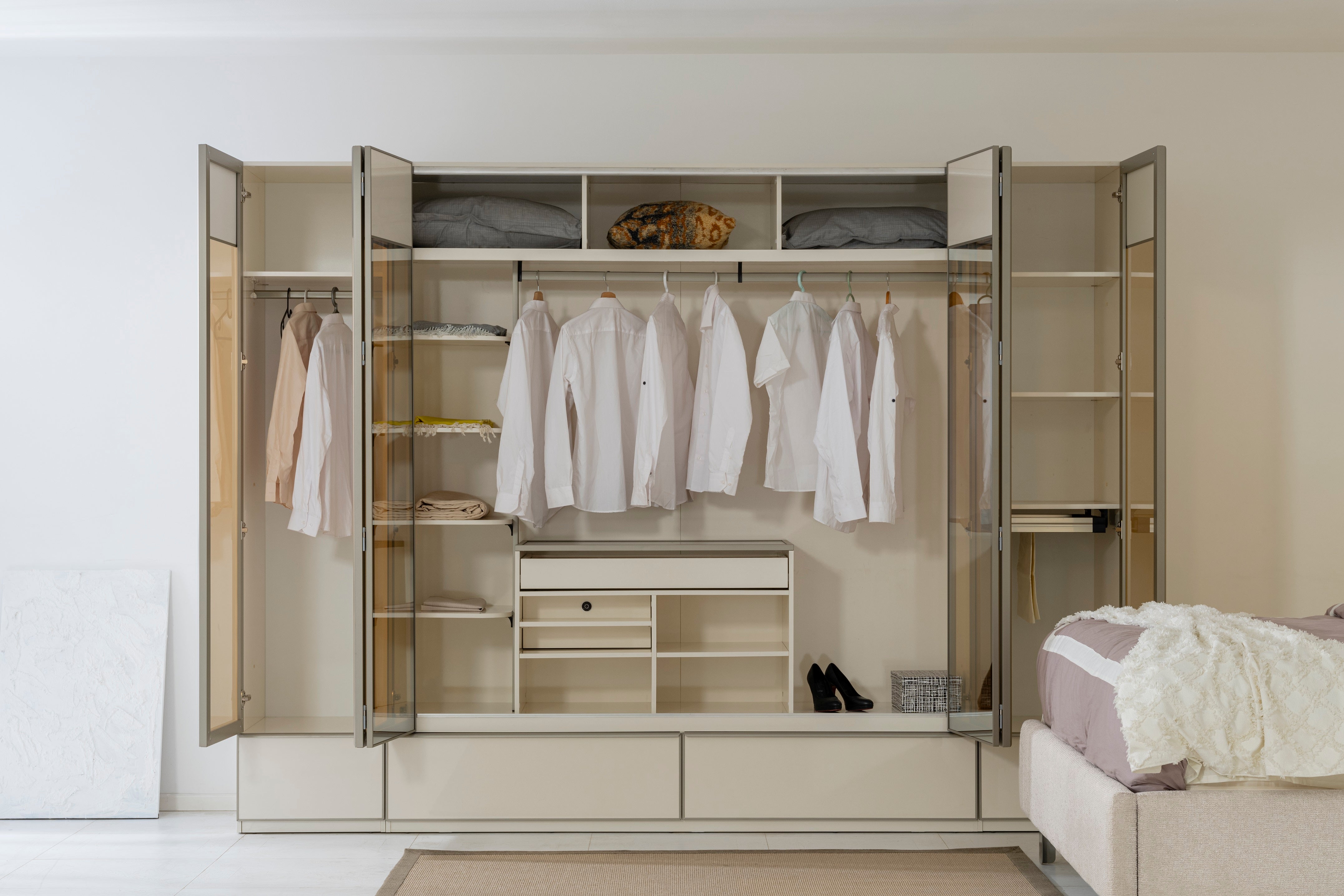 Модулен гардероб «Pamukkale» - 5 модула, с осветление, стъклени врати