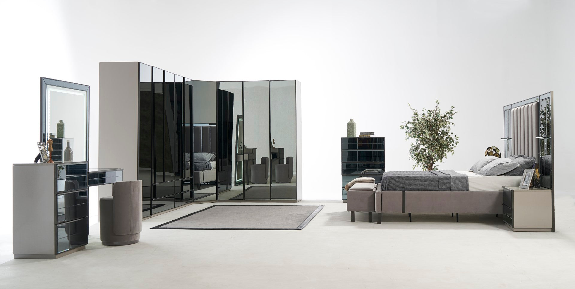 Модулен гардероб «Oylat» - 5 модула, с осветление, стъклени врати