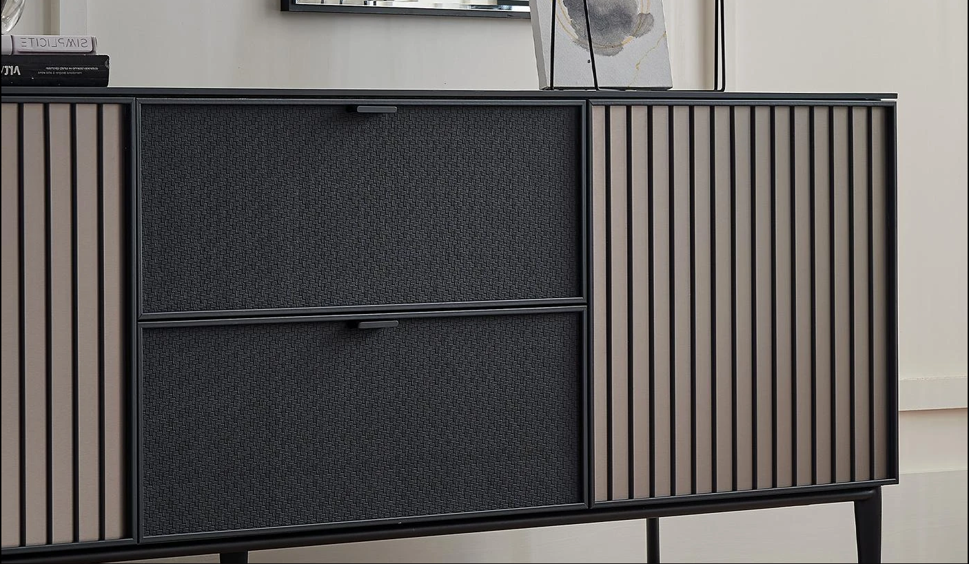 Бюфет «Riga» с две чекмеджета, размер 209х82х48см