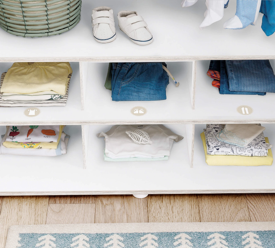 Трикрилен гардероб «Montes White» - ширина 140см