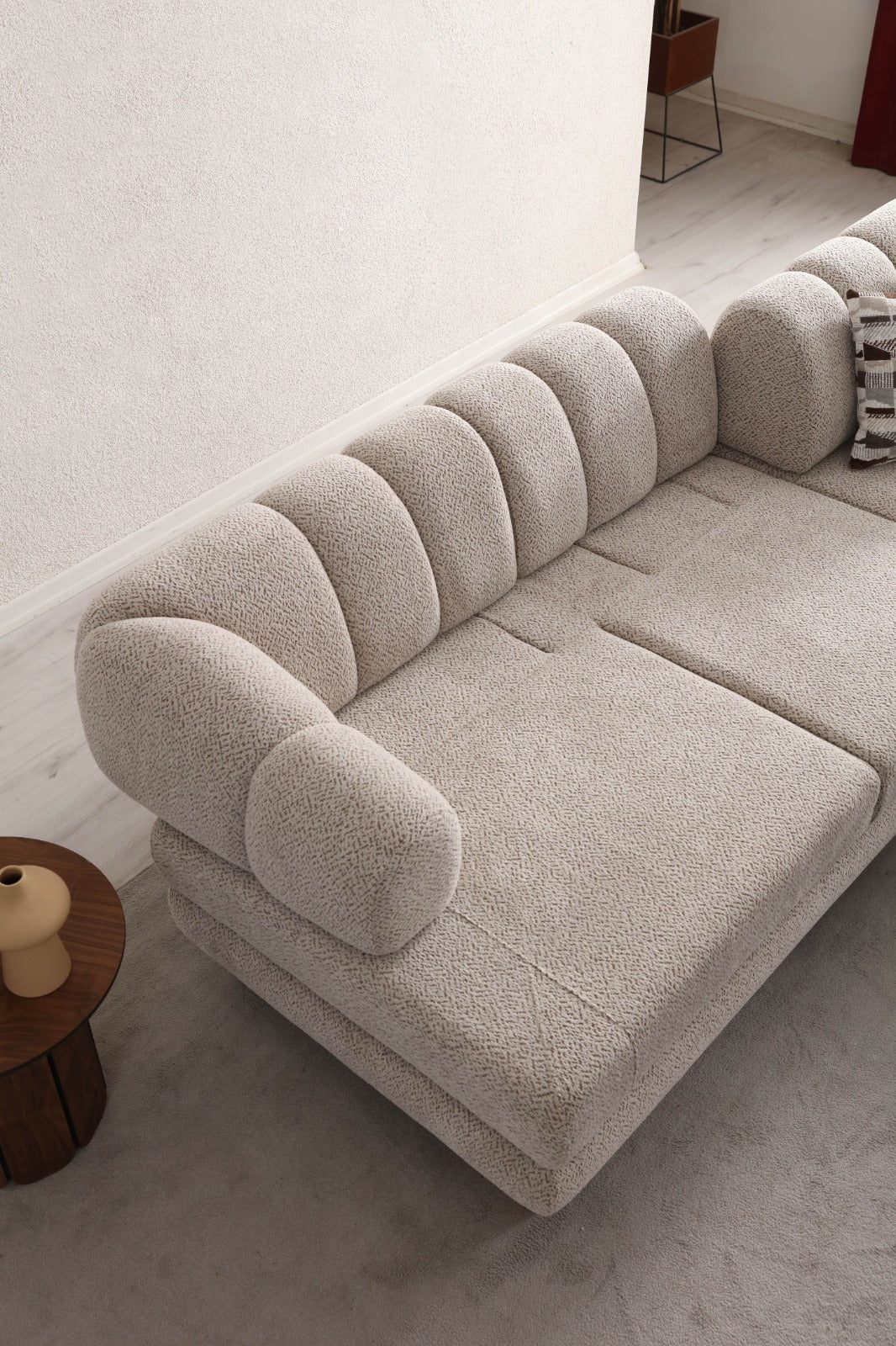 Ъглов разтегателен диван «Lion» + три декоративни възглавници, с място за съхранение, ширина 265см