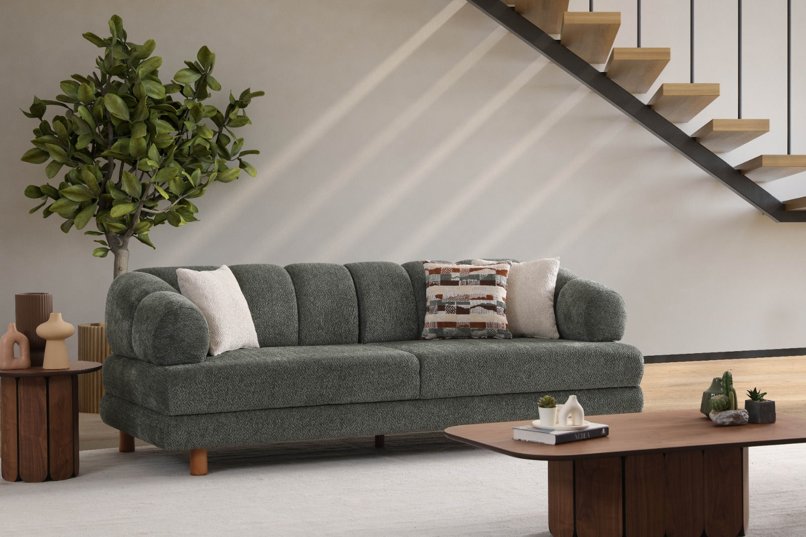 Триместен разтегателен диван «Lion» + 2 декоративни възглавници, с място за съхранение, ширина 230см