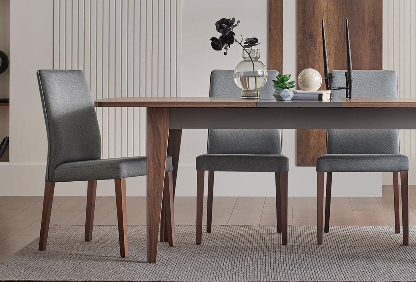 Трапезен стол «Cordell» с тапицерия