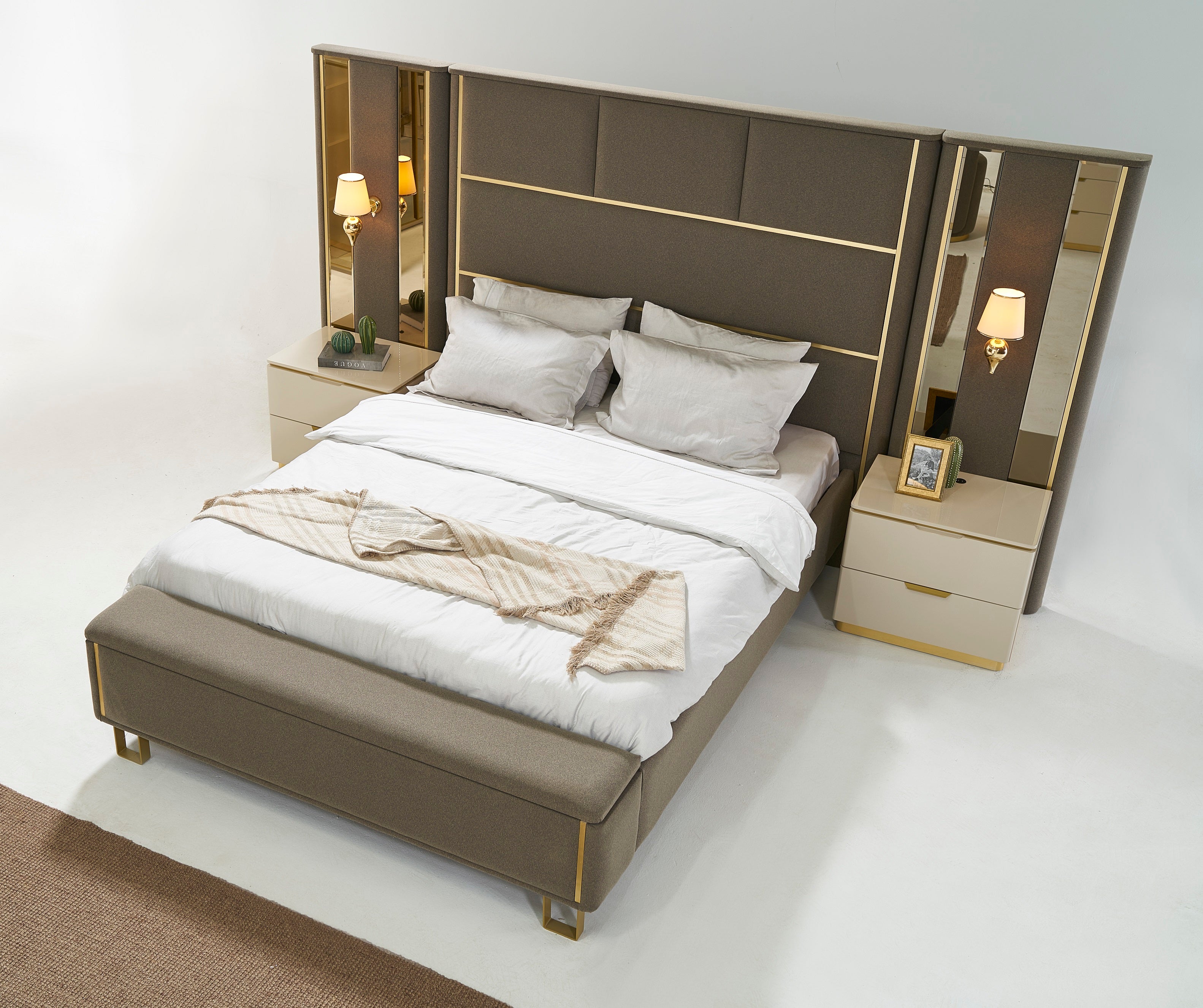 Тапицирано легло «Kapadokya» + табла с осветление - с място за съхранение, повдигащ механизъм