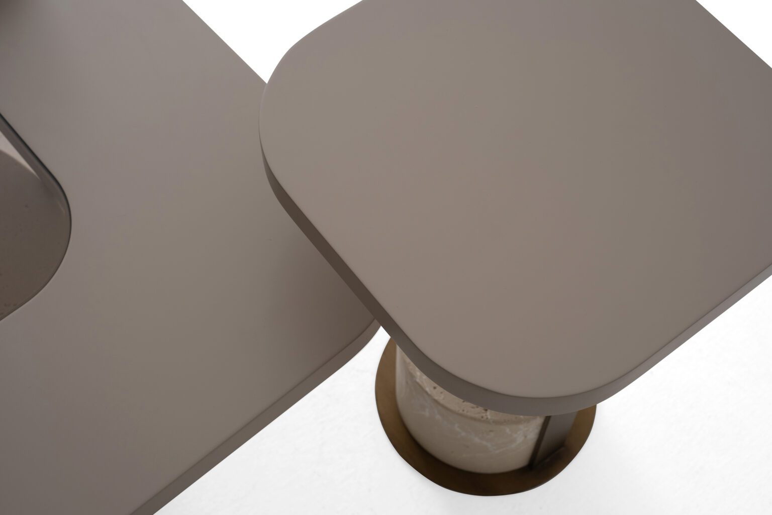 Холна маса «Allegro» с травертин и естествен фурнир, размер 90х39х90см