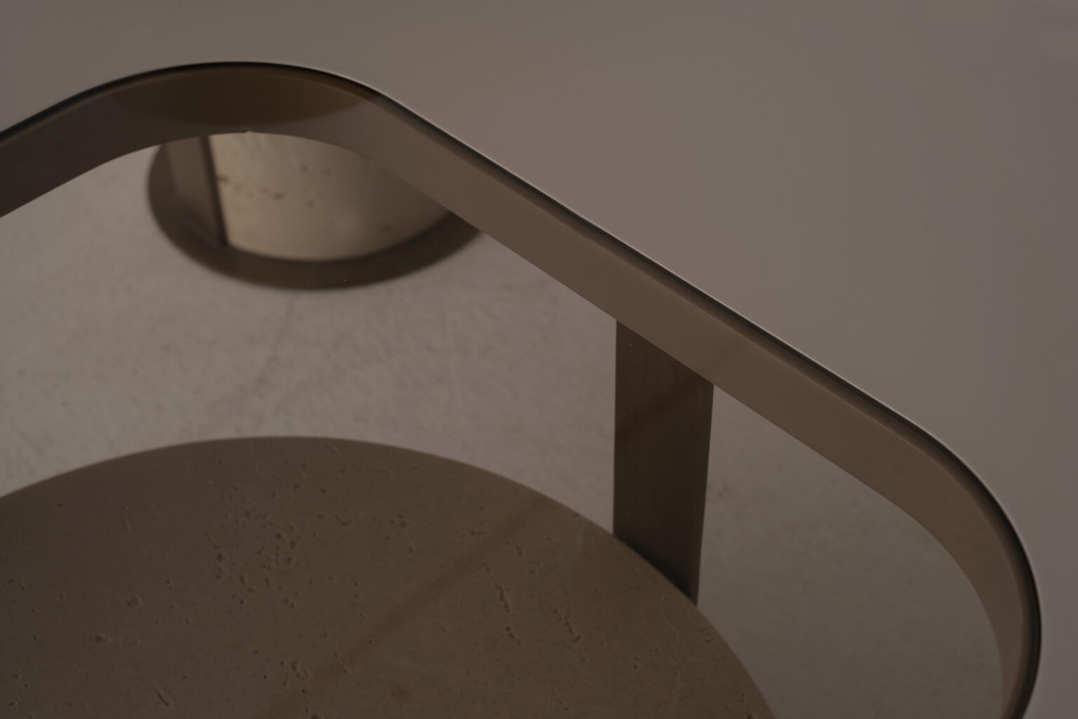 Холна маса «Allegro» с травертин и естествен фурнир, размер 90х39х90см