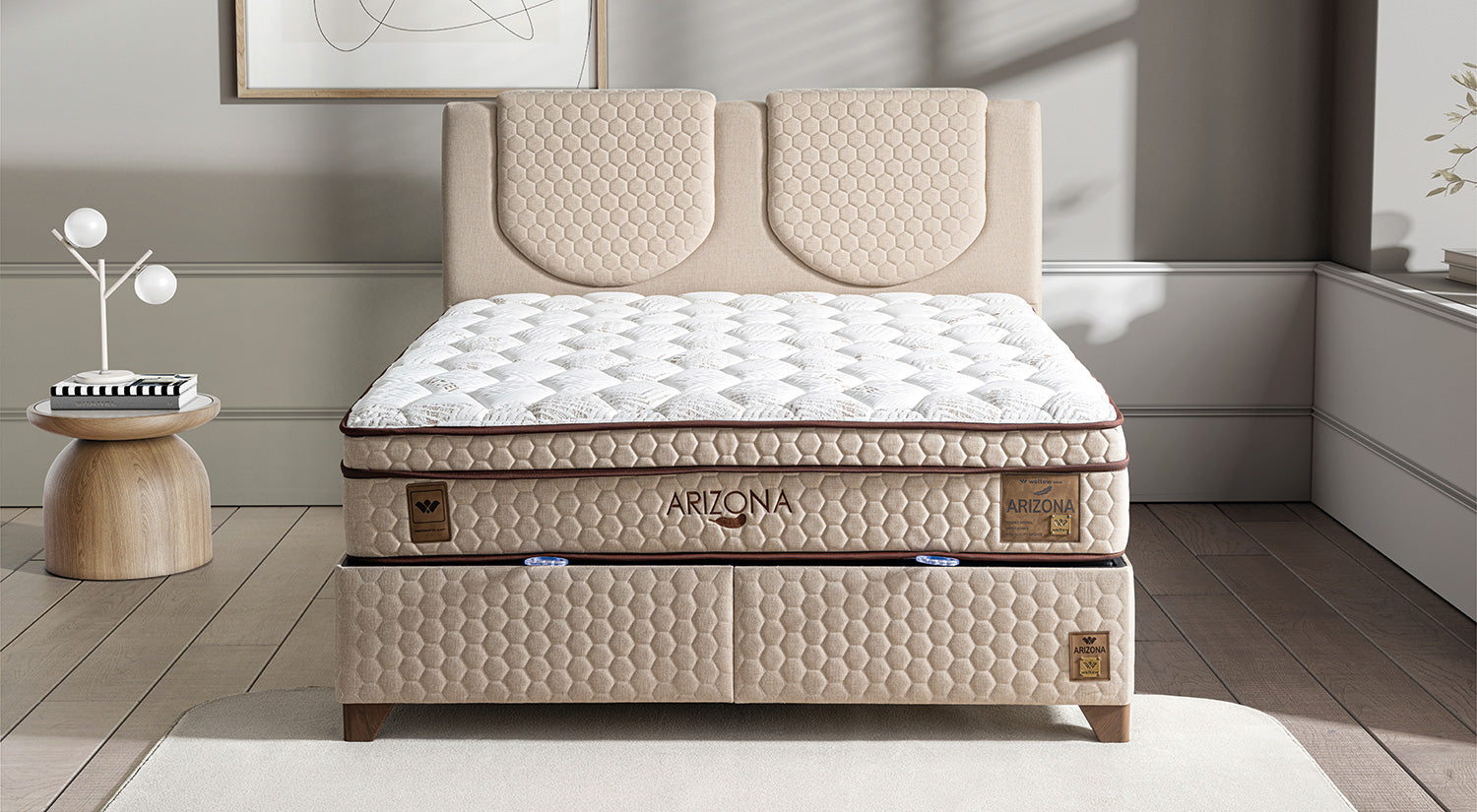 Тапицирано легло «Arizona» + Матрак и табла - с място за съхранение, повдигащ механизъм, система за безшумно затваряне