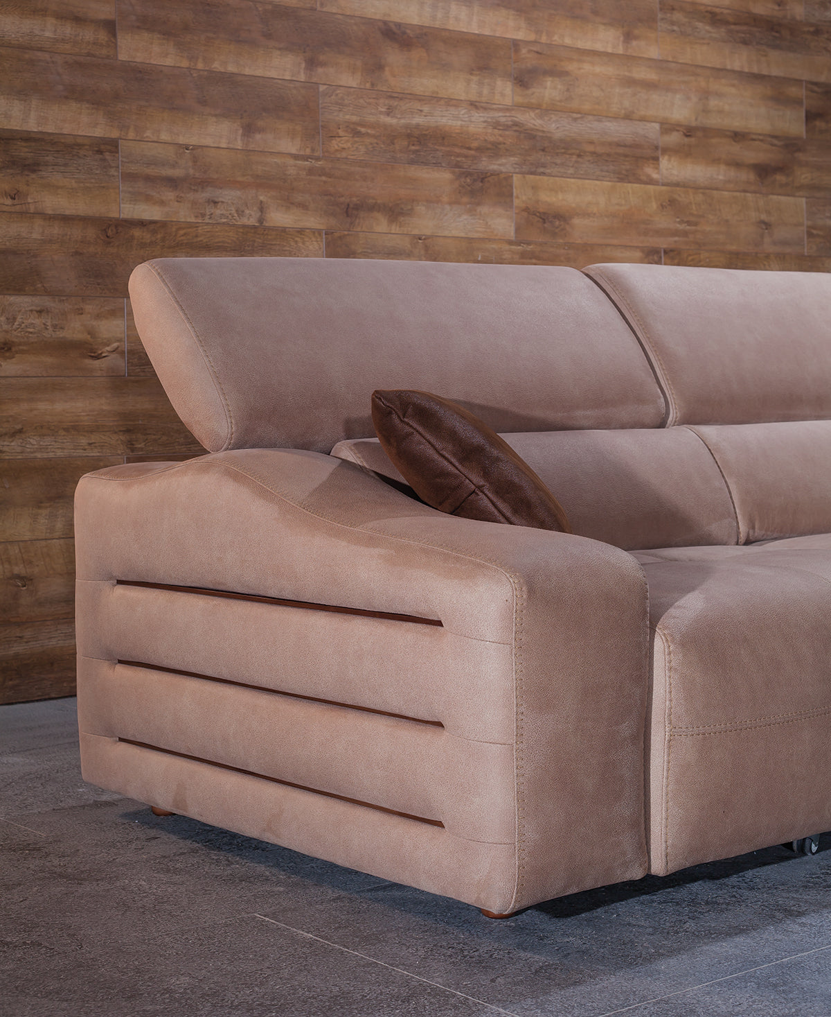 Ъглов разтегателен диван «Azra» + електрически механизъм, USB зарядна станция, ширина 390см