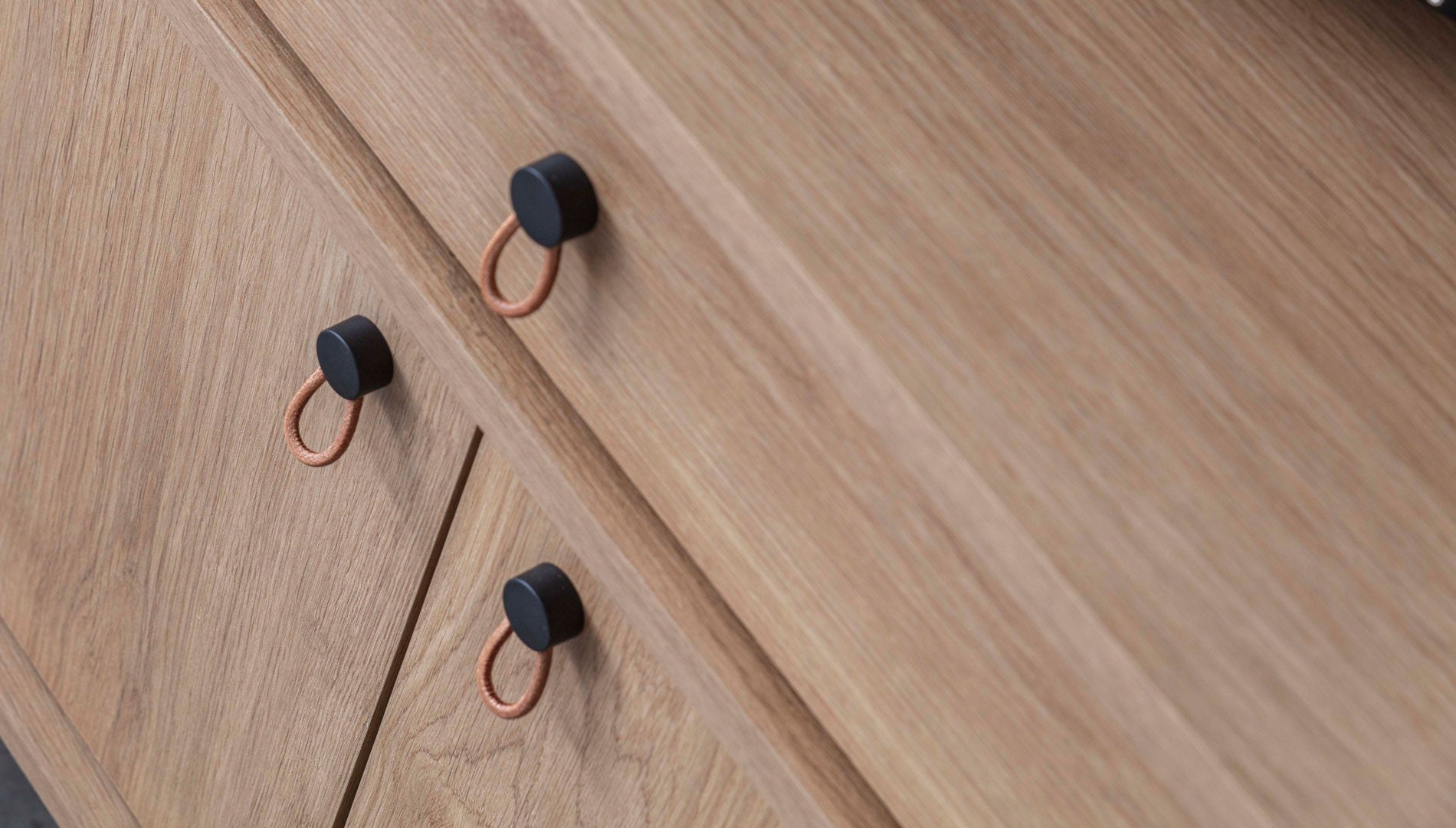 Бюфет «Plus» с две чекмеджета, размер 180х80х46см