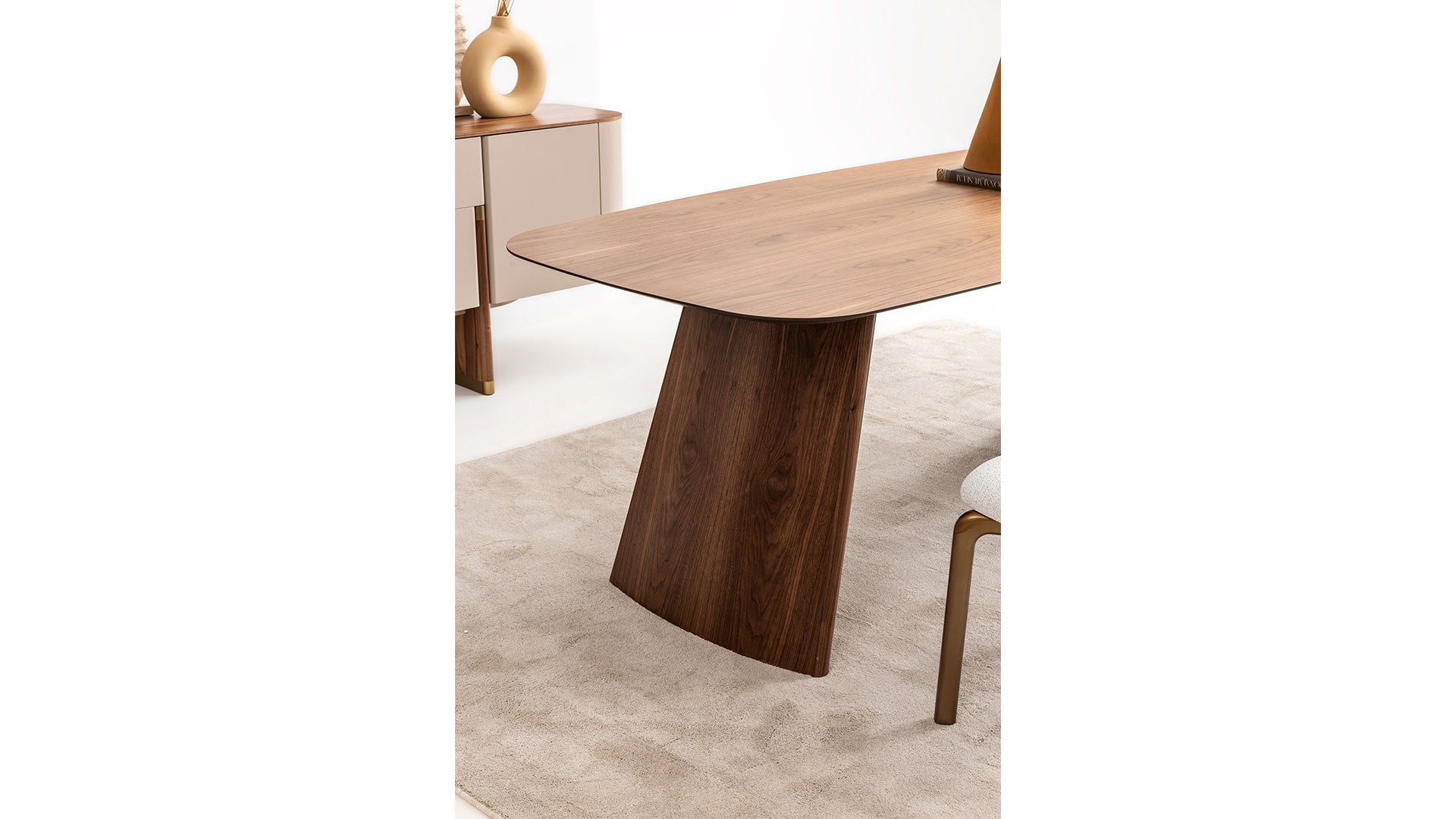 Трапезна маса «Delta Bej Walnut» + керамичен плот и естествен фурнир